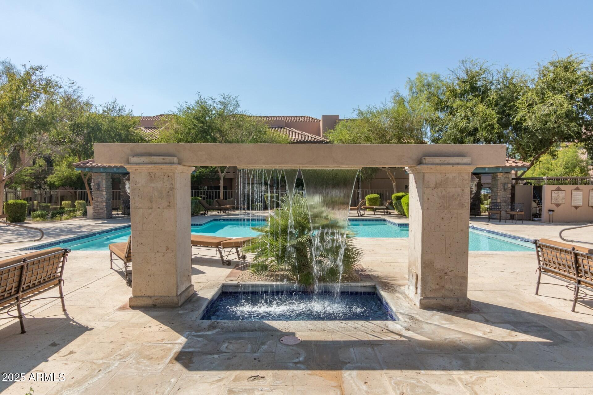 20660 N 40TH Street, 1112