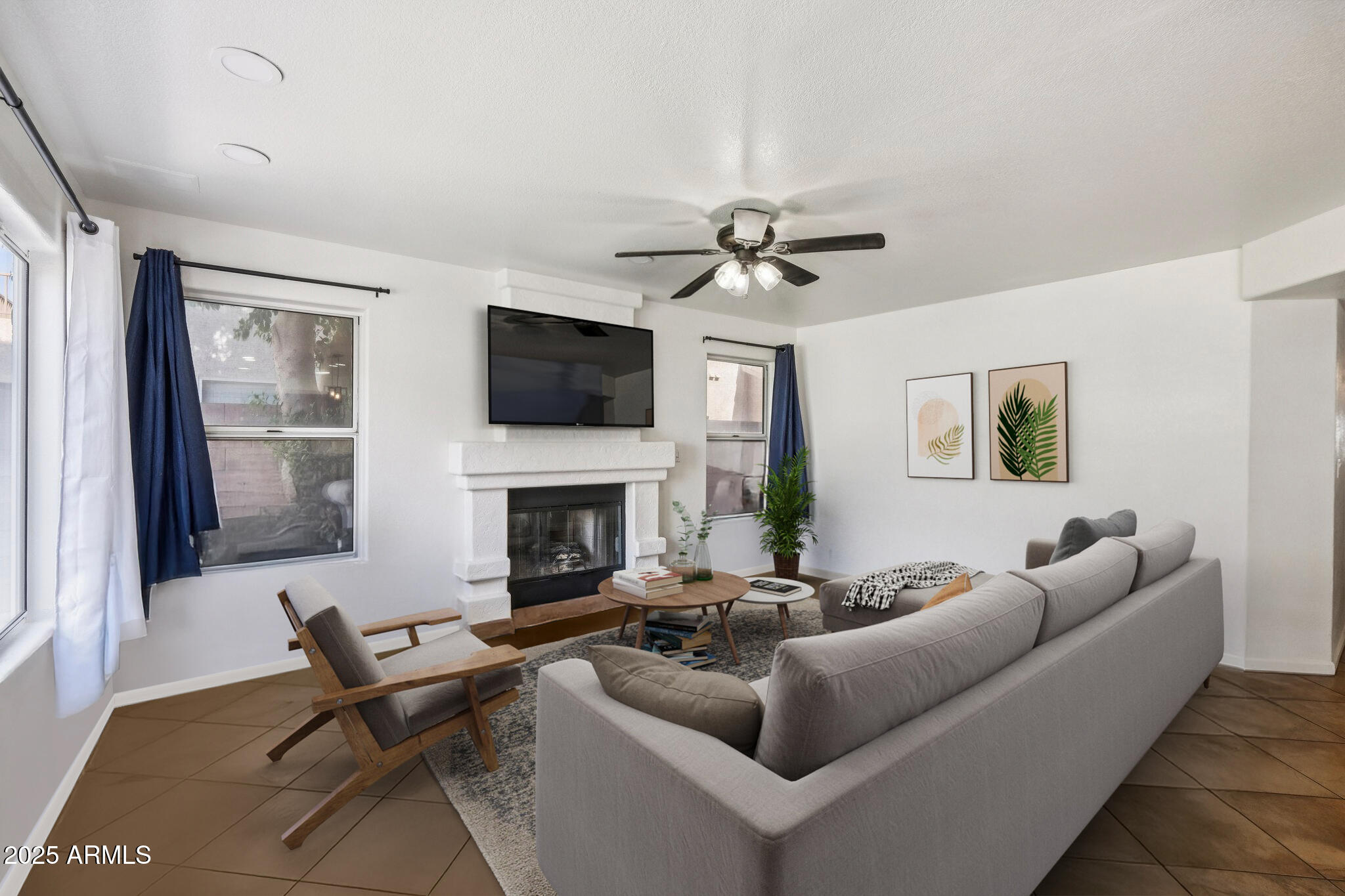 6638 W VIA MONTOYA Drive