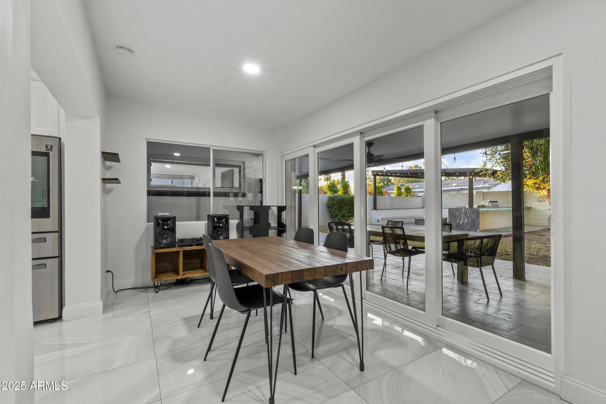 3938 E CHEERY LYNN Road