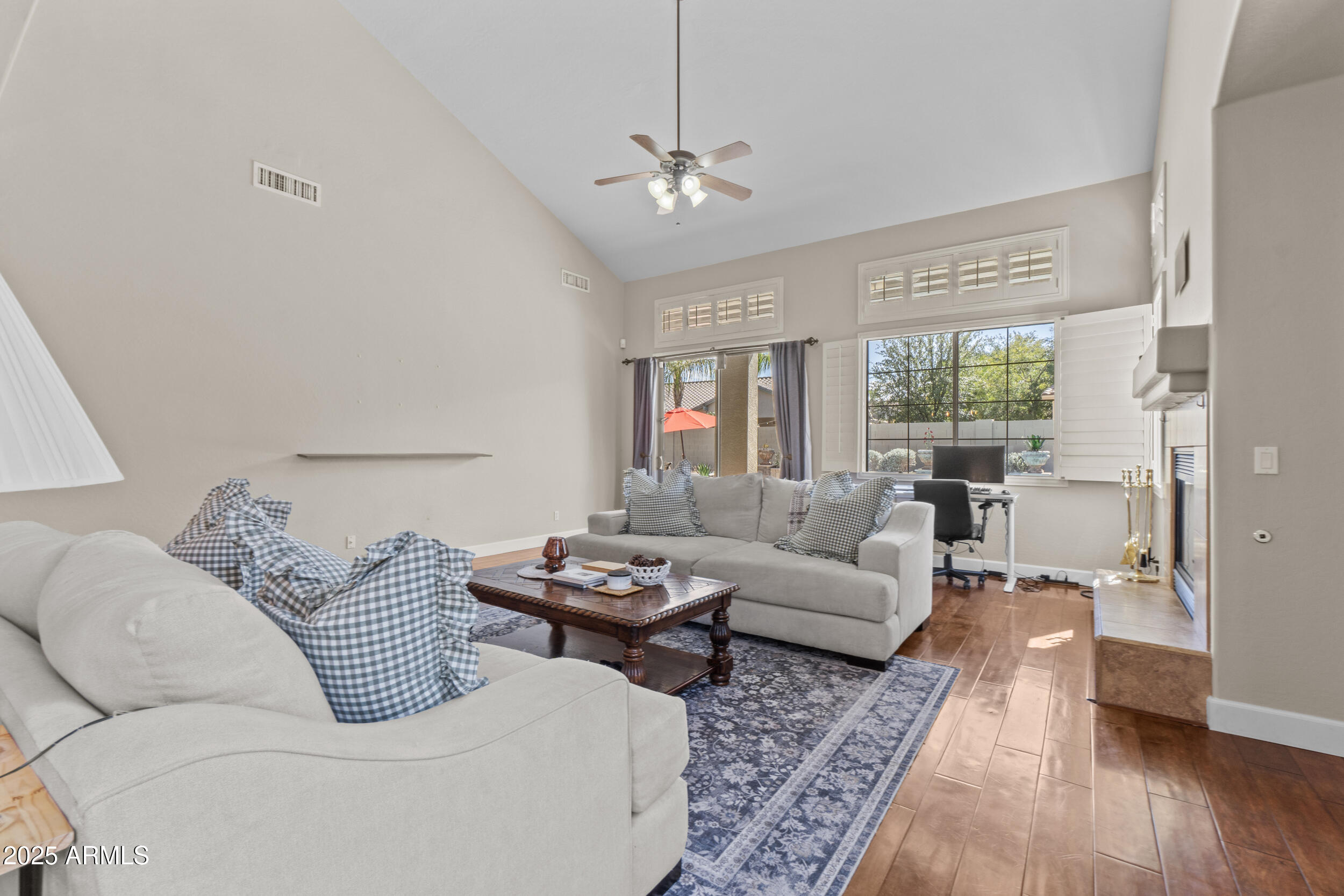 2879 E JANELLE Way