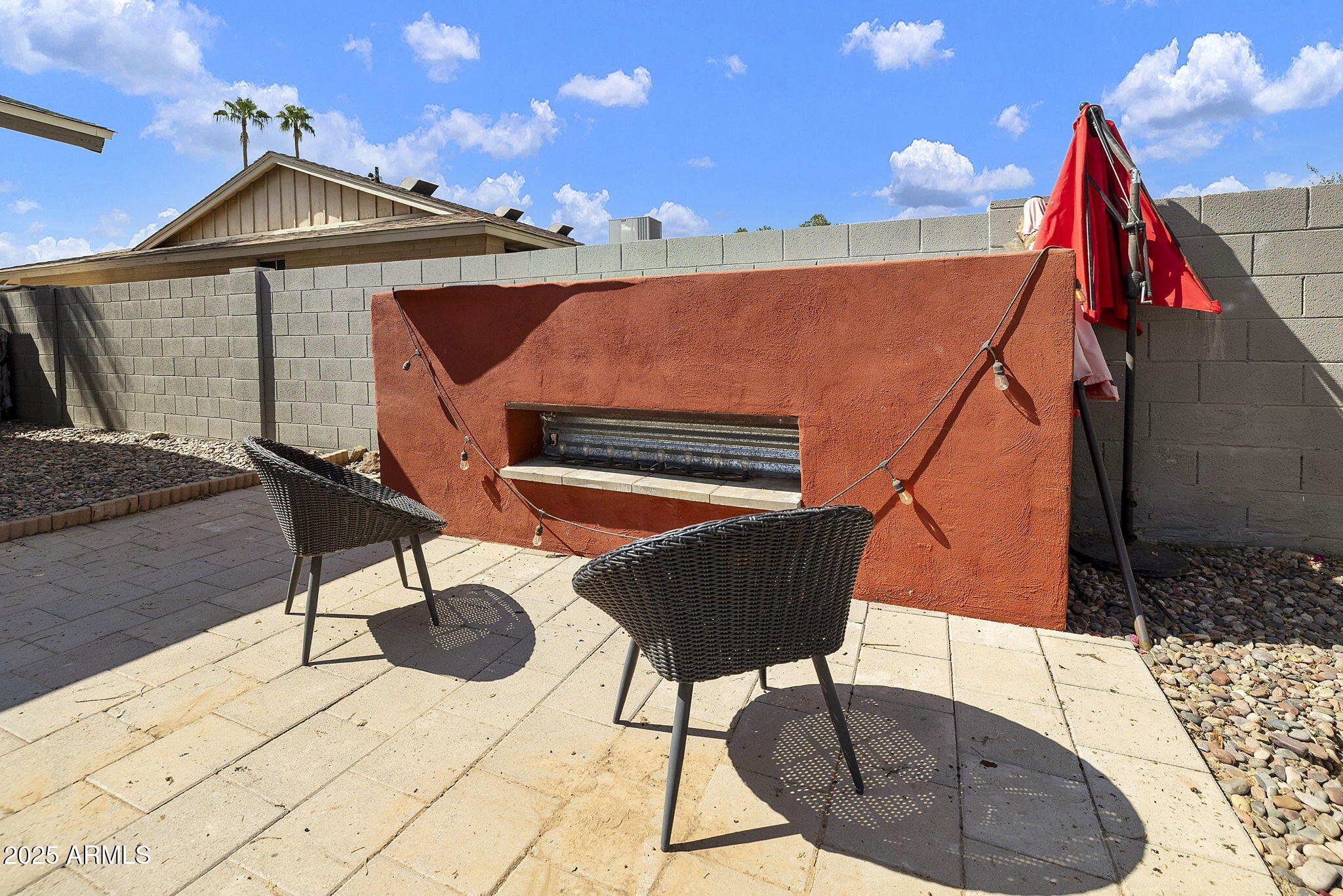 1732 E HERMOSA Drive