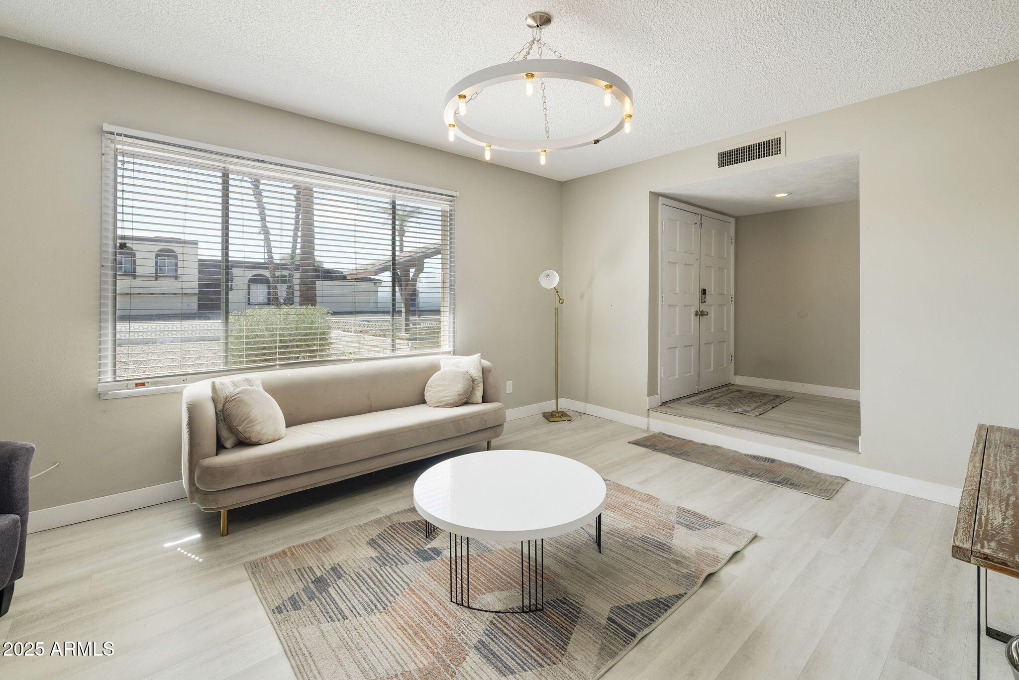 1732 E HERMOSA Drive