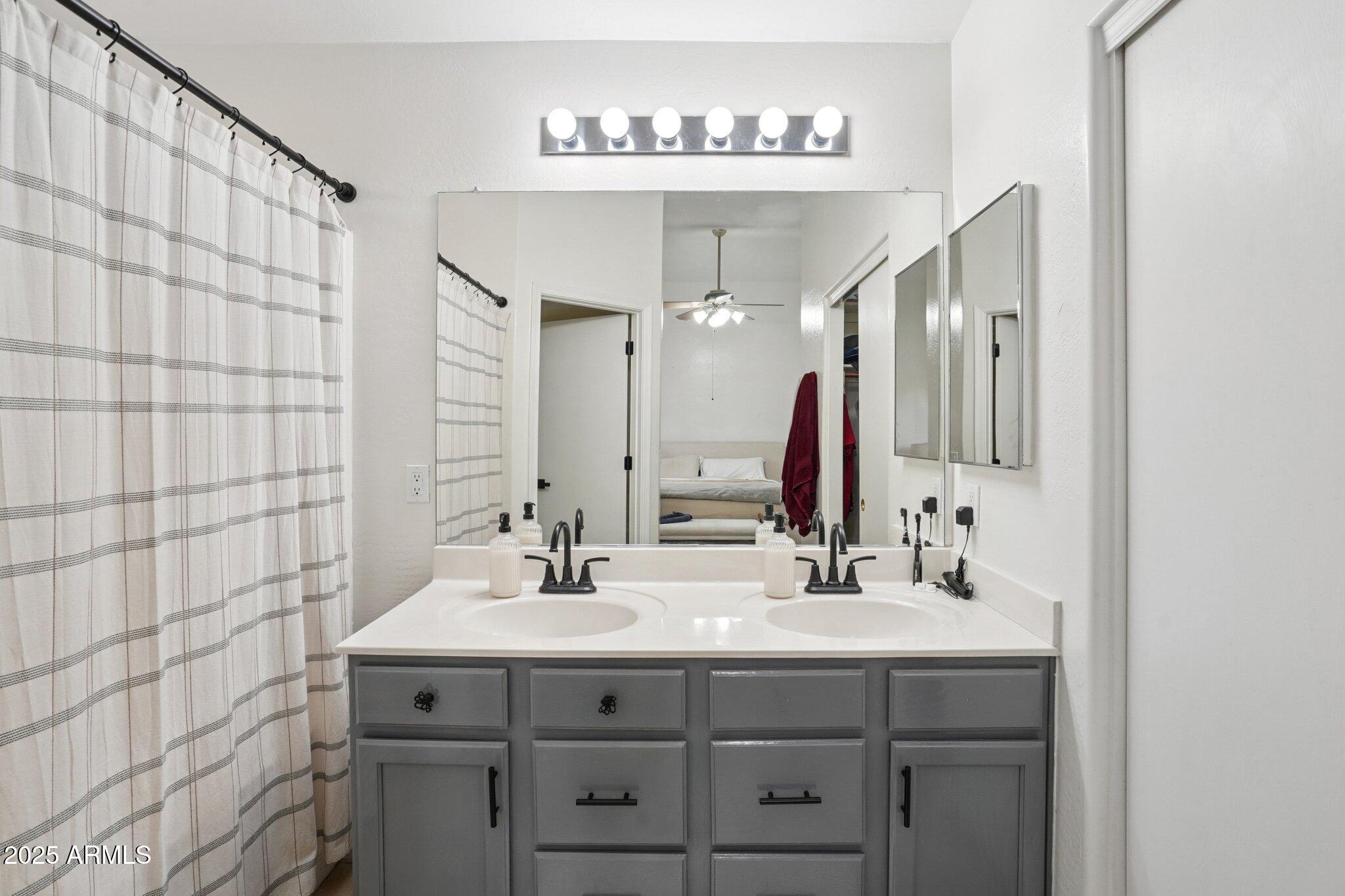 14041 W Two Guns Trail