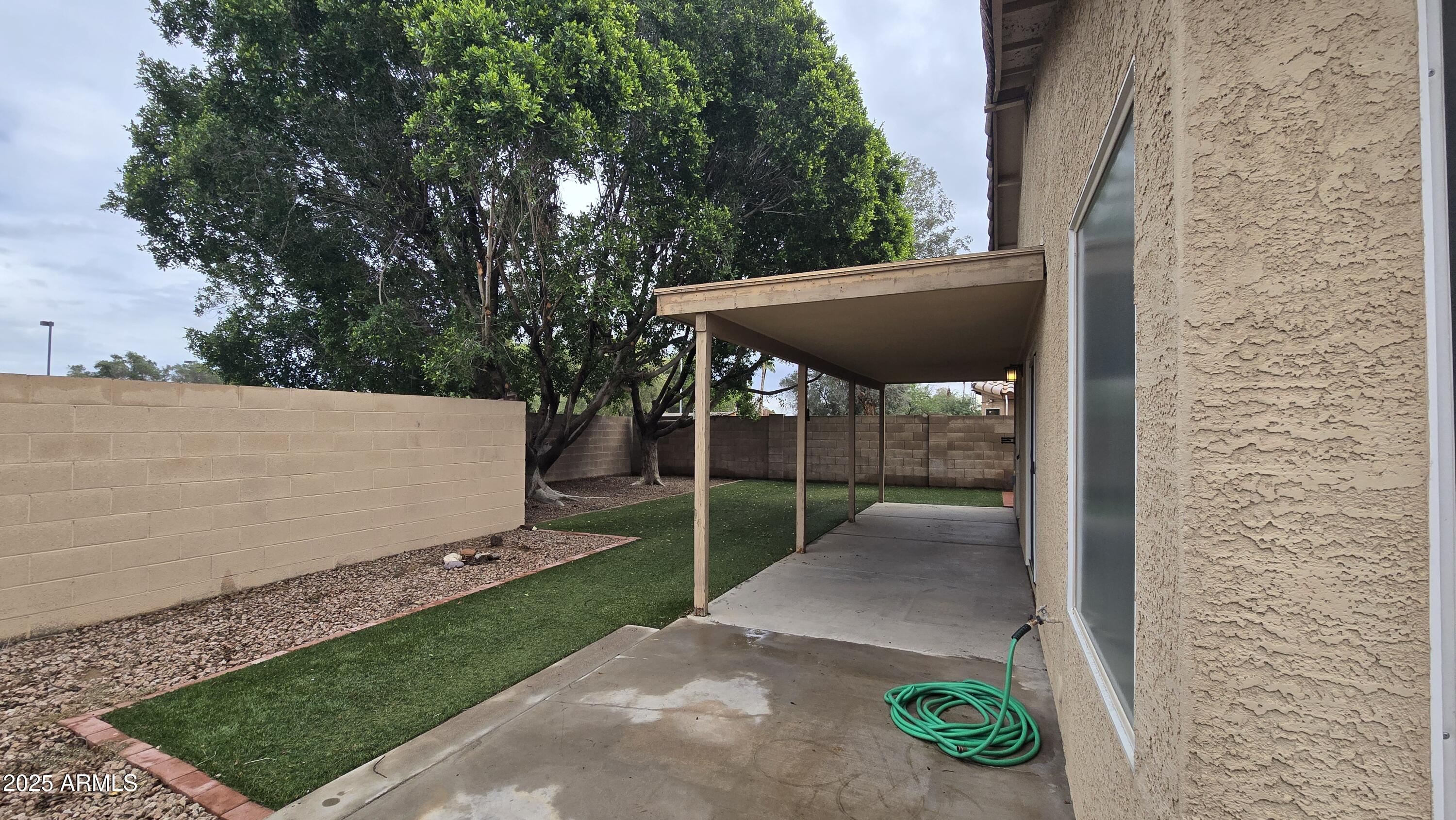 4830 W SHANNON Court