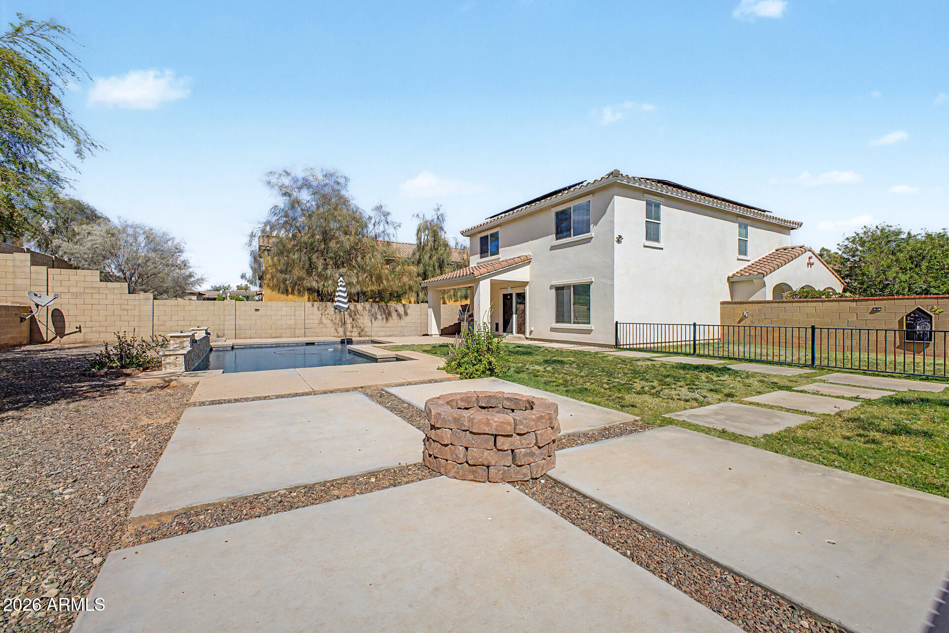 20700 W WHITE ROCK Road