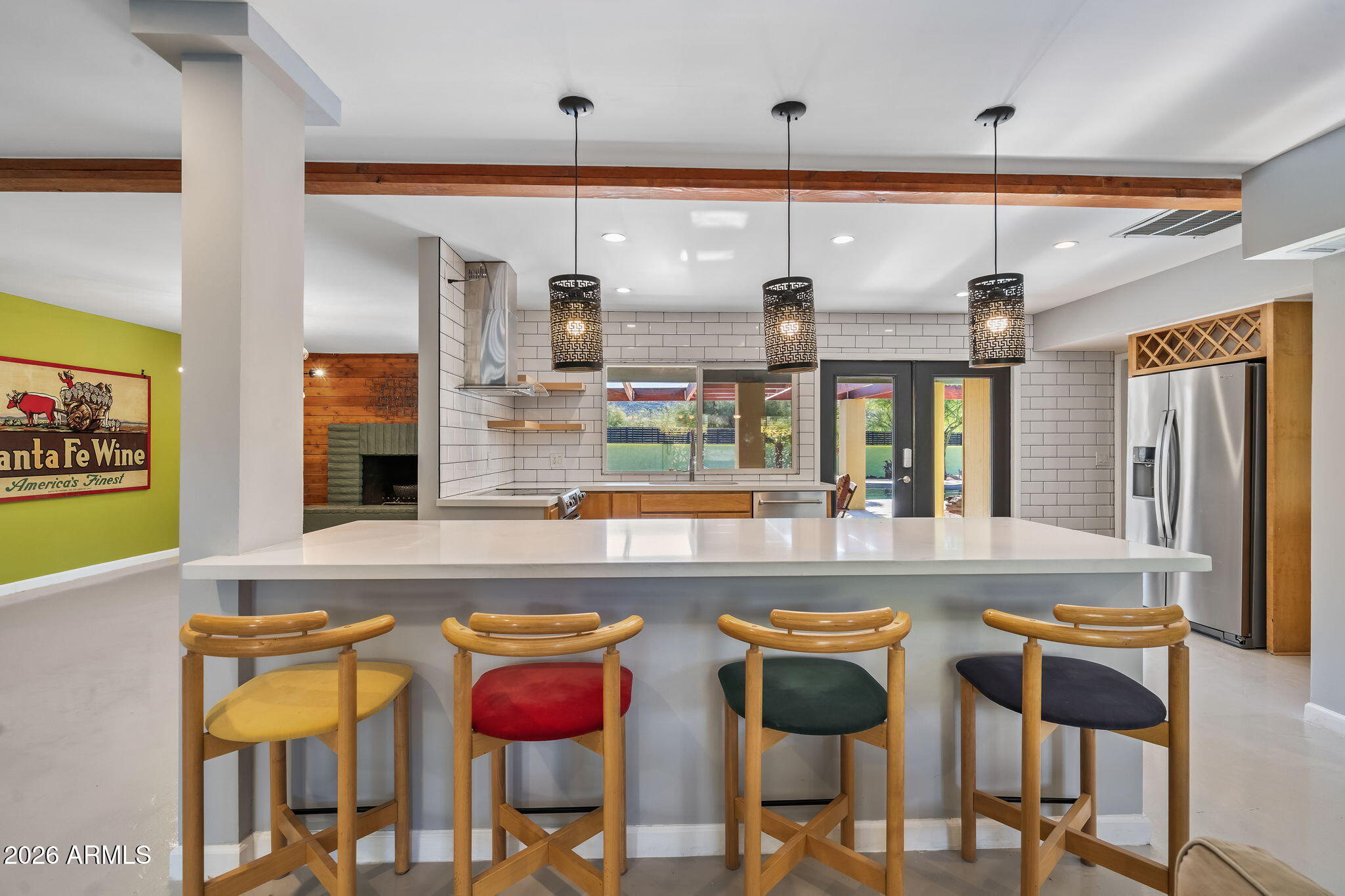 1055 W INDIAN HILLS Place