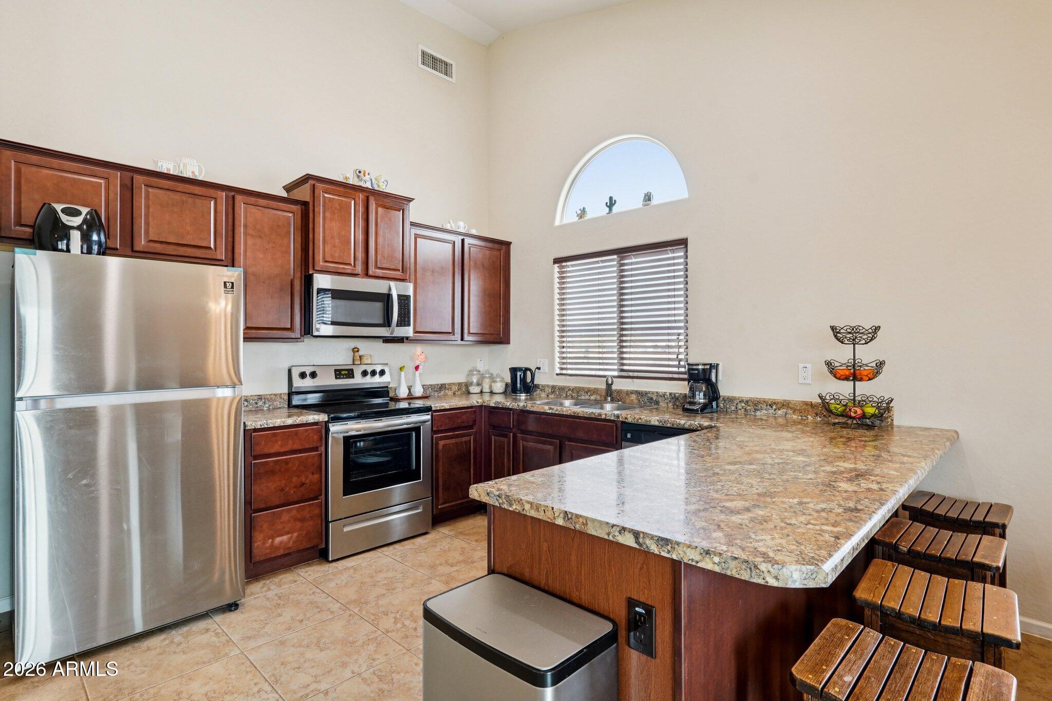 29937 W TAYLOR Street