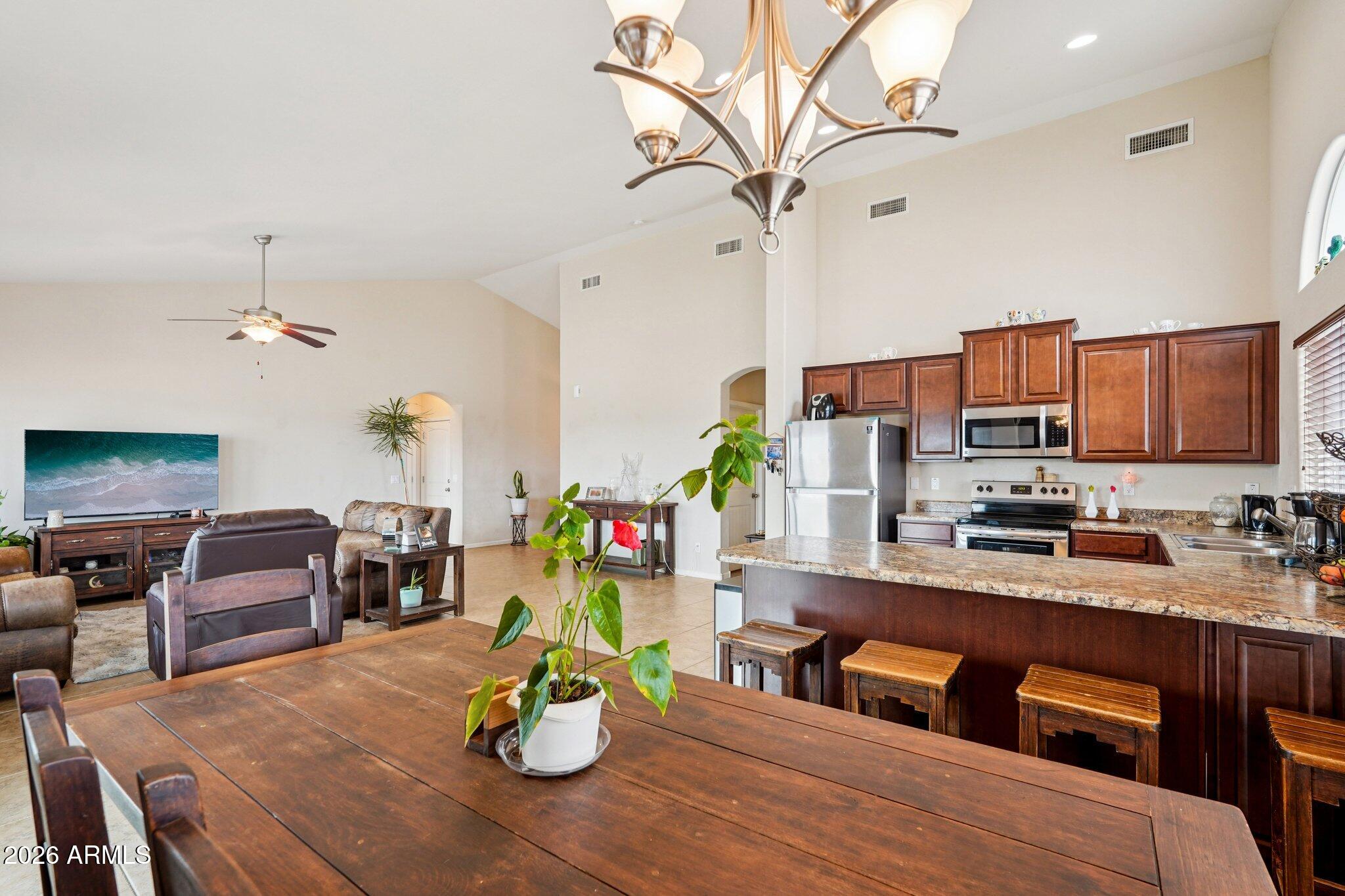 29937 W TAYLOR Street