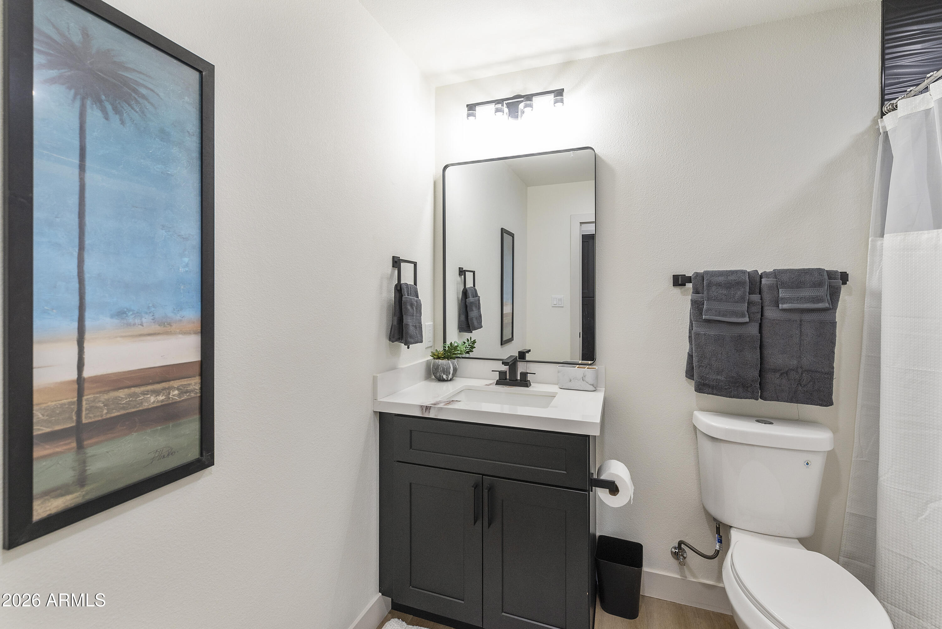 8419 E EDGEMONT Avenue