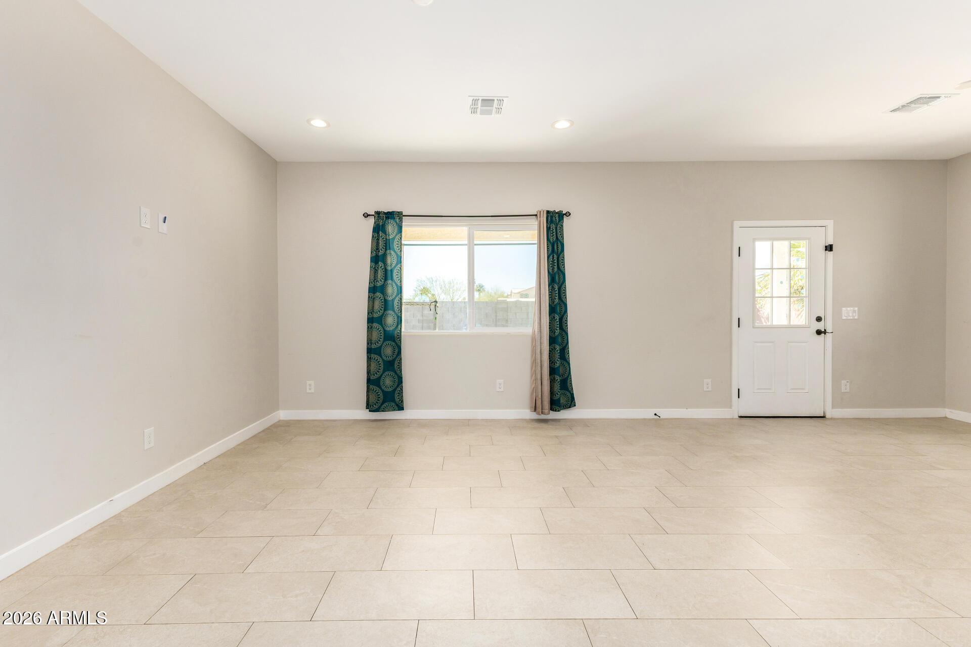 10019 W MONACO Boulevard