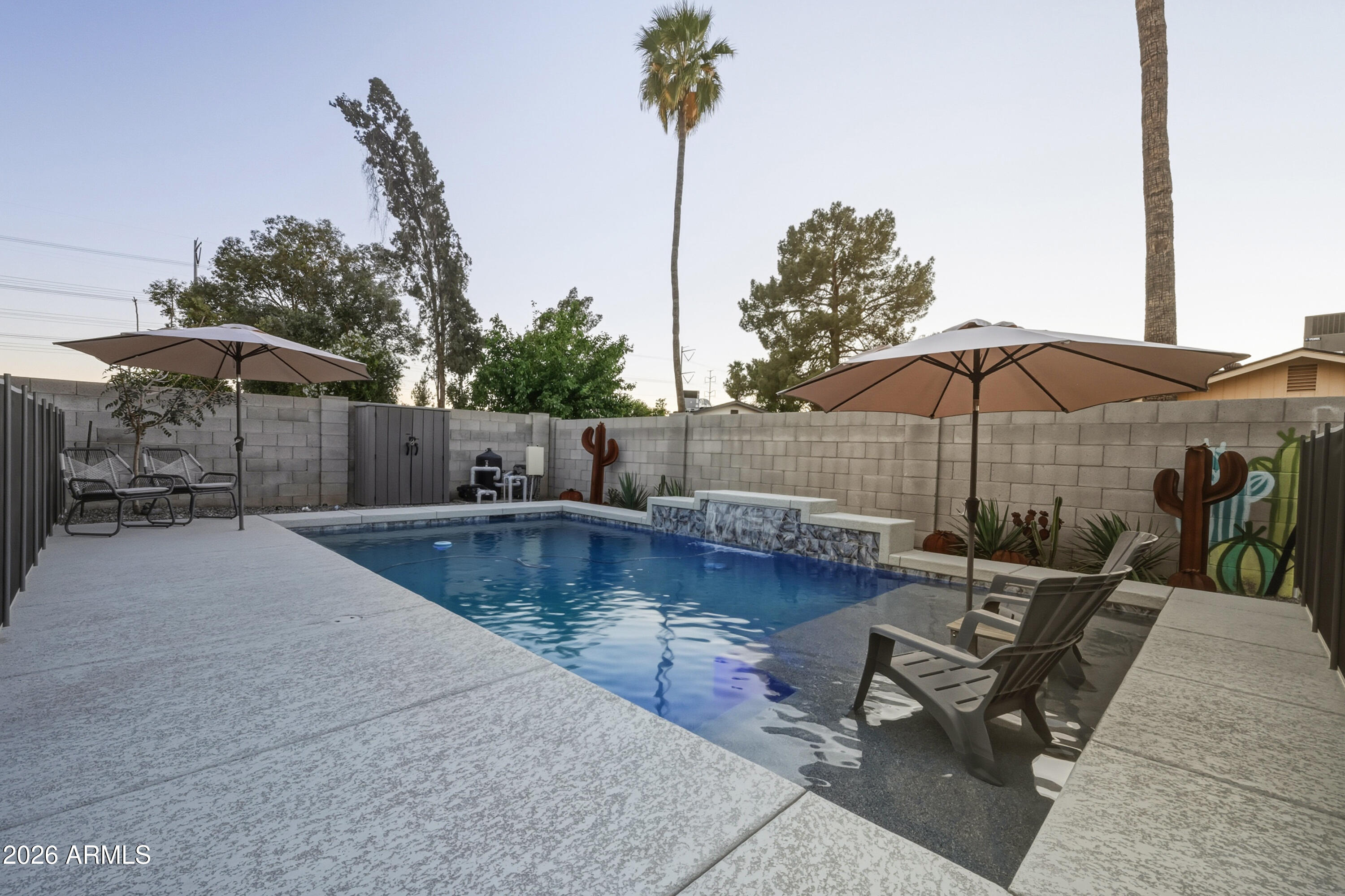 436 N LARKSPUR Street