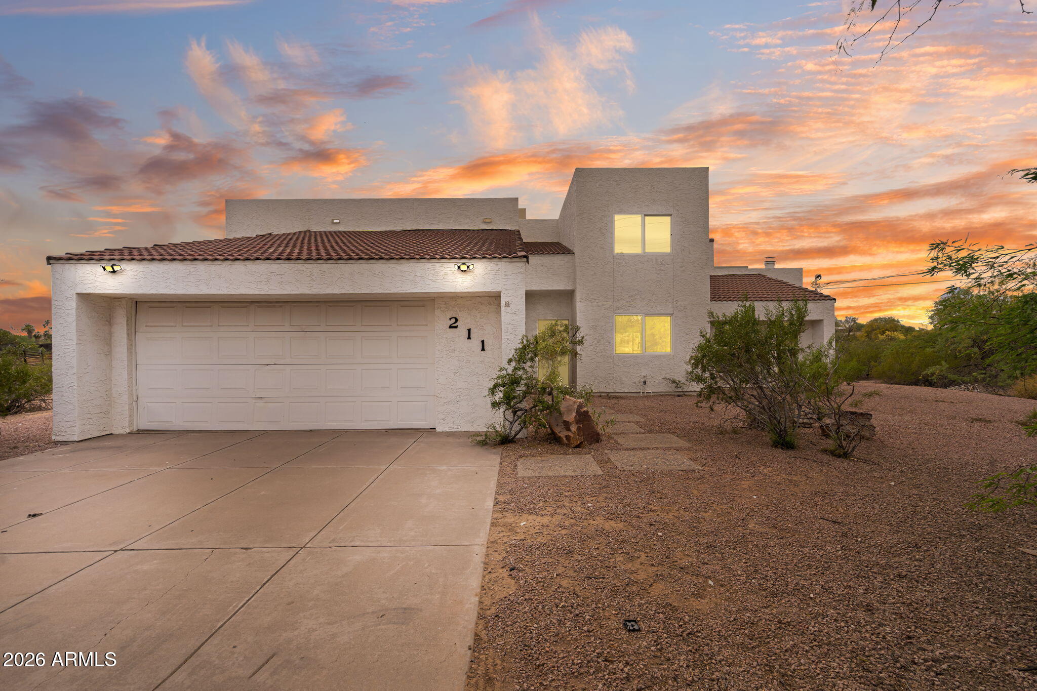 211 E CAMPO DESIERTO Road