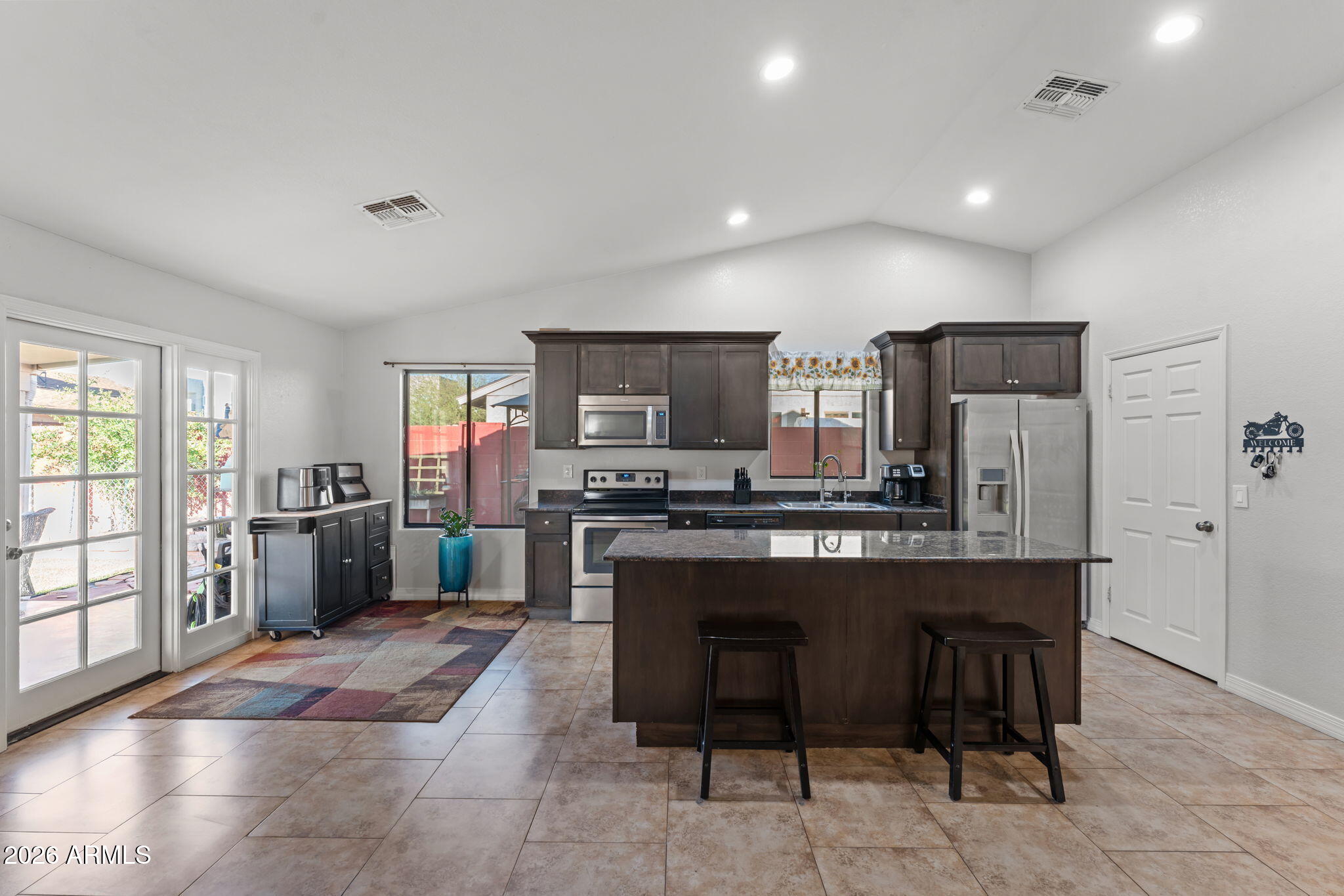 6908 W SIERRA VISTA Drive
