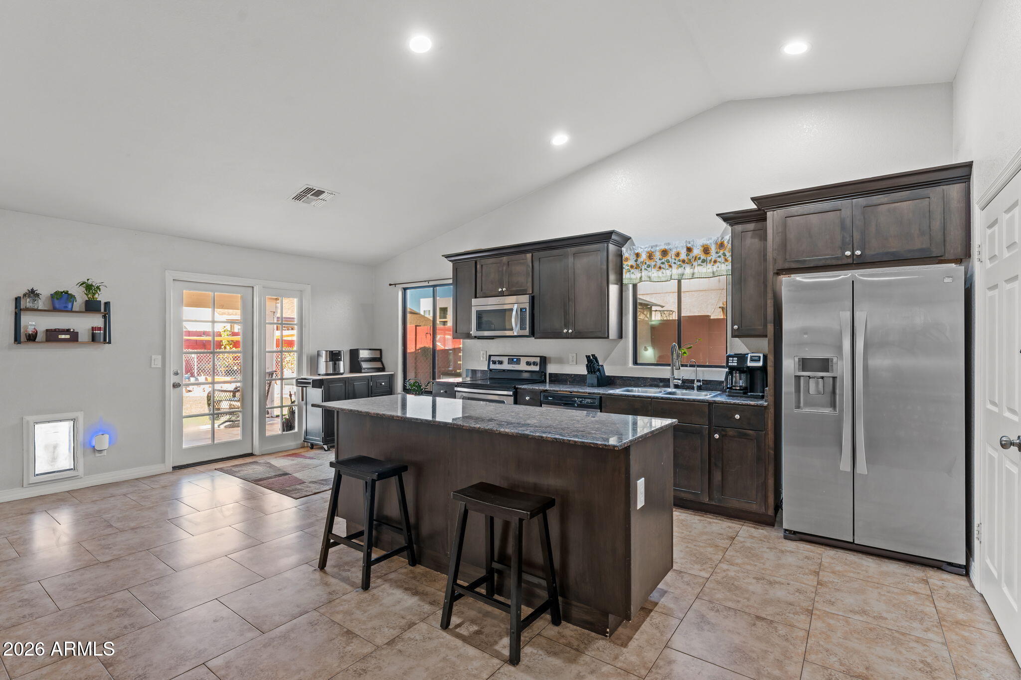 6908 W SIERRA VISTA Drive