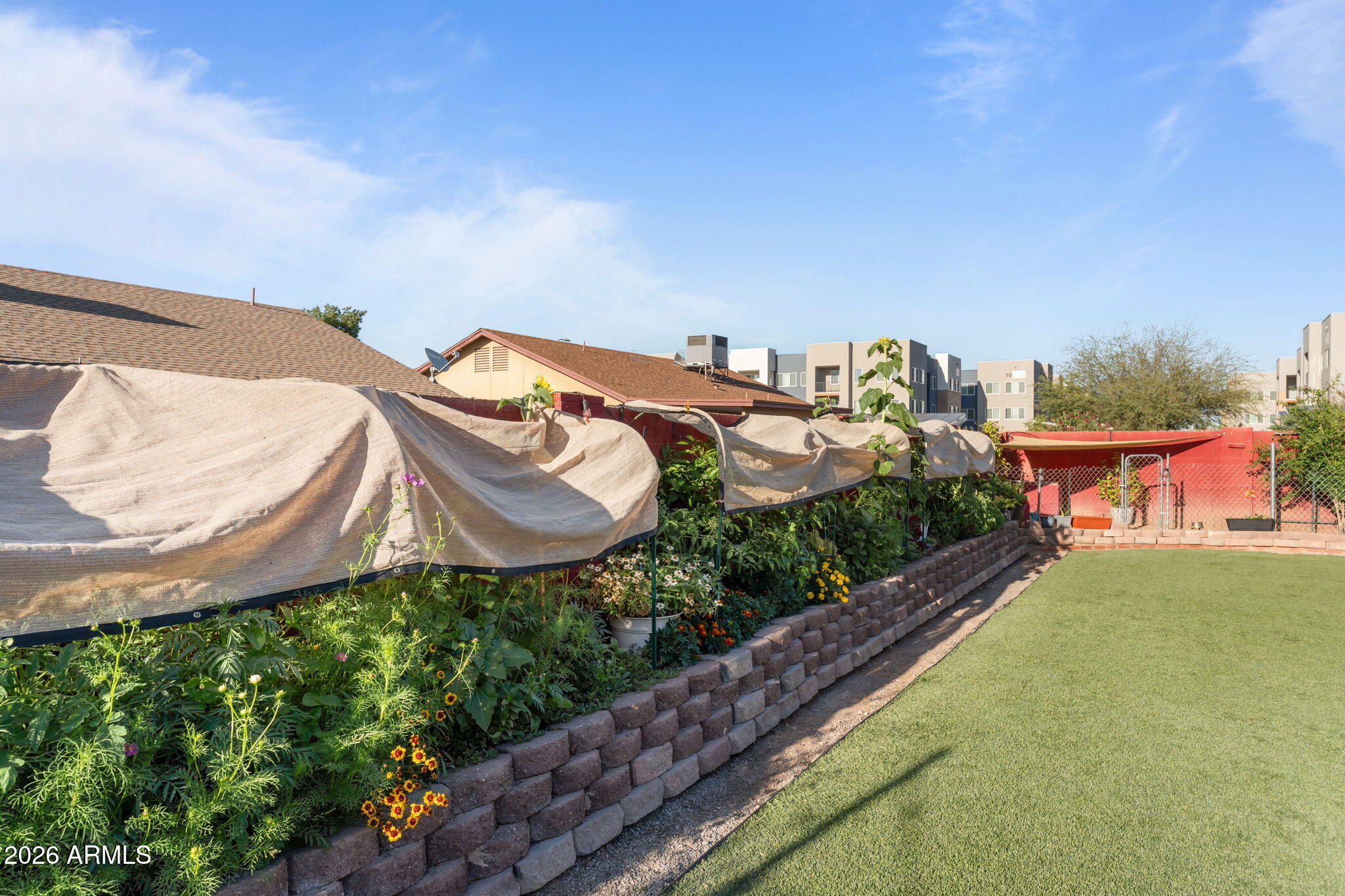 6908 W SIERRA VISTA Drive