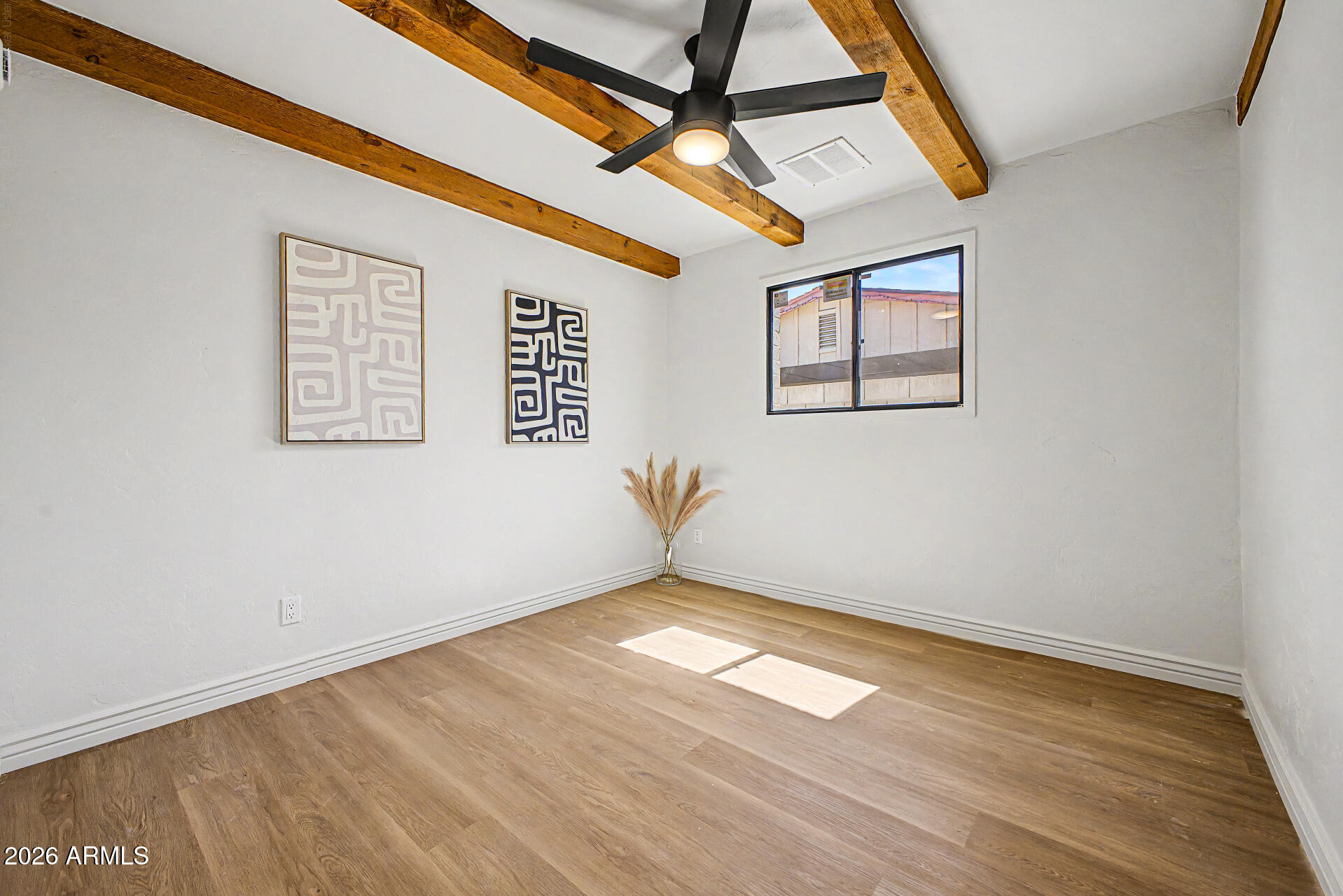 2141 W LAUREL Lane