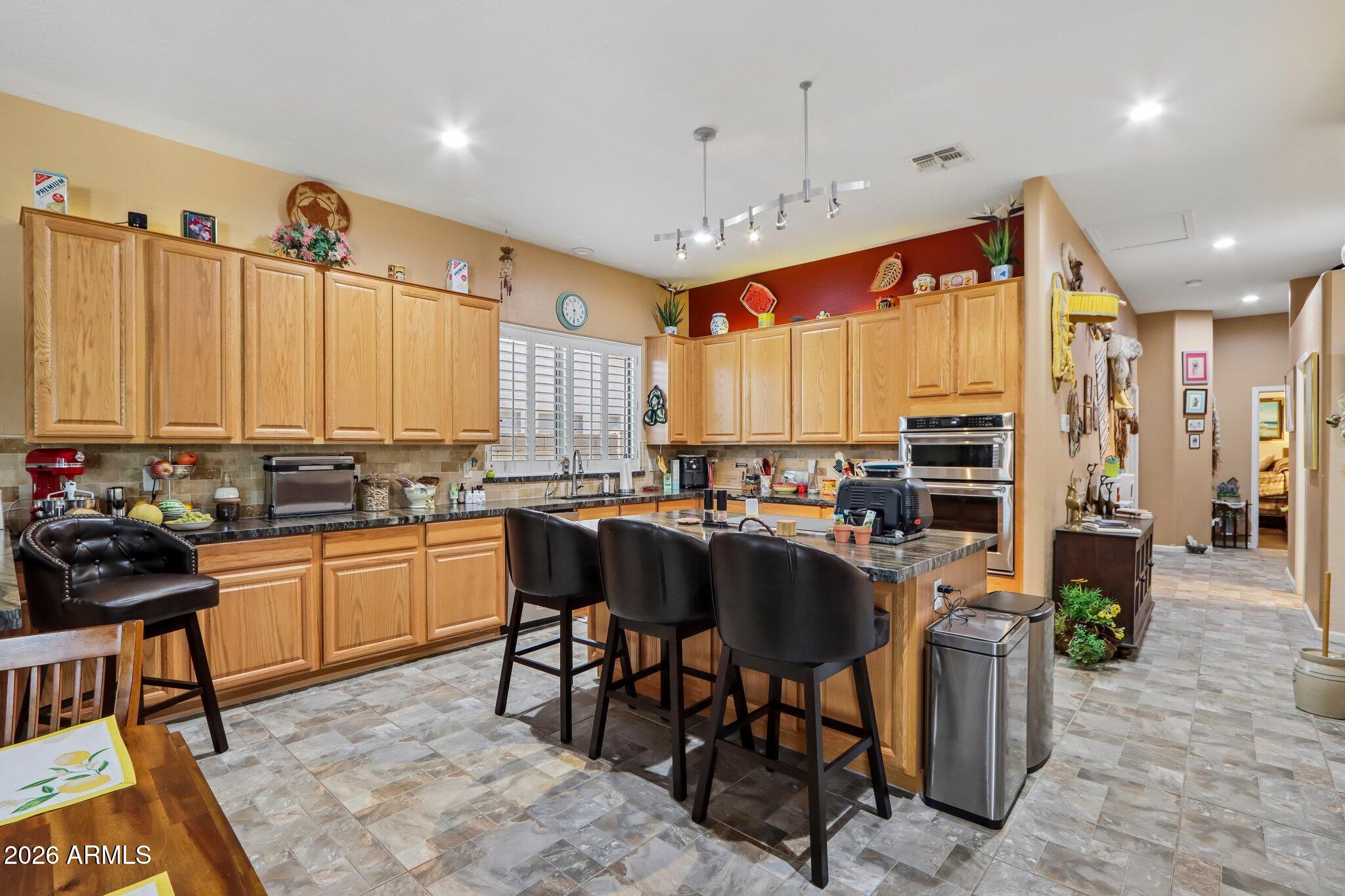 5317 E FOREST PLEASANT Place
