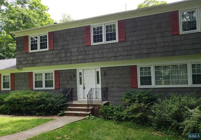 565 Kiowa Drive
