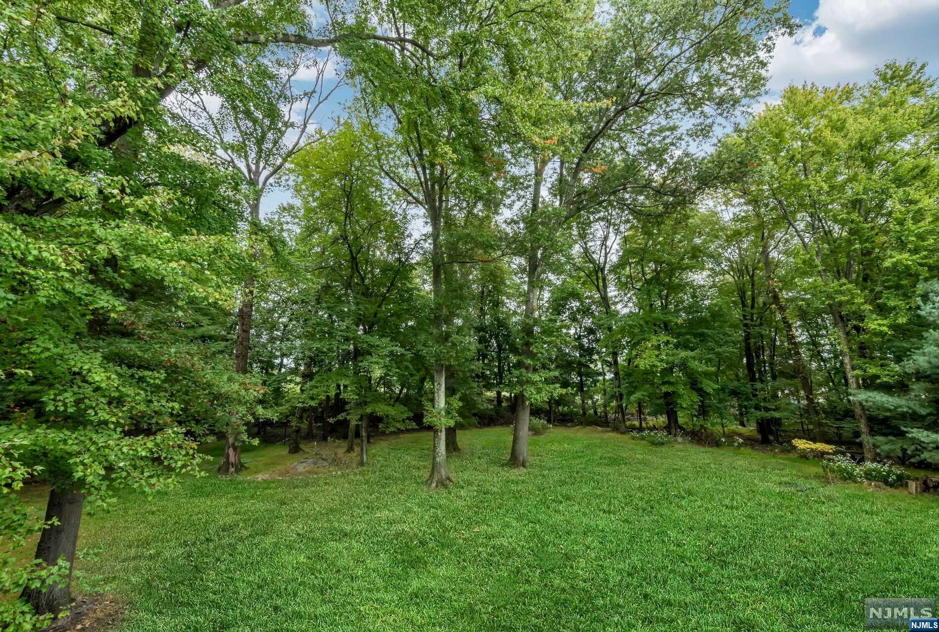 591 Grandview Terrace