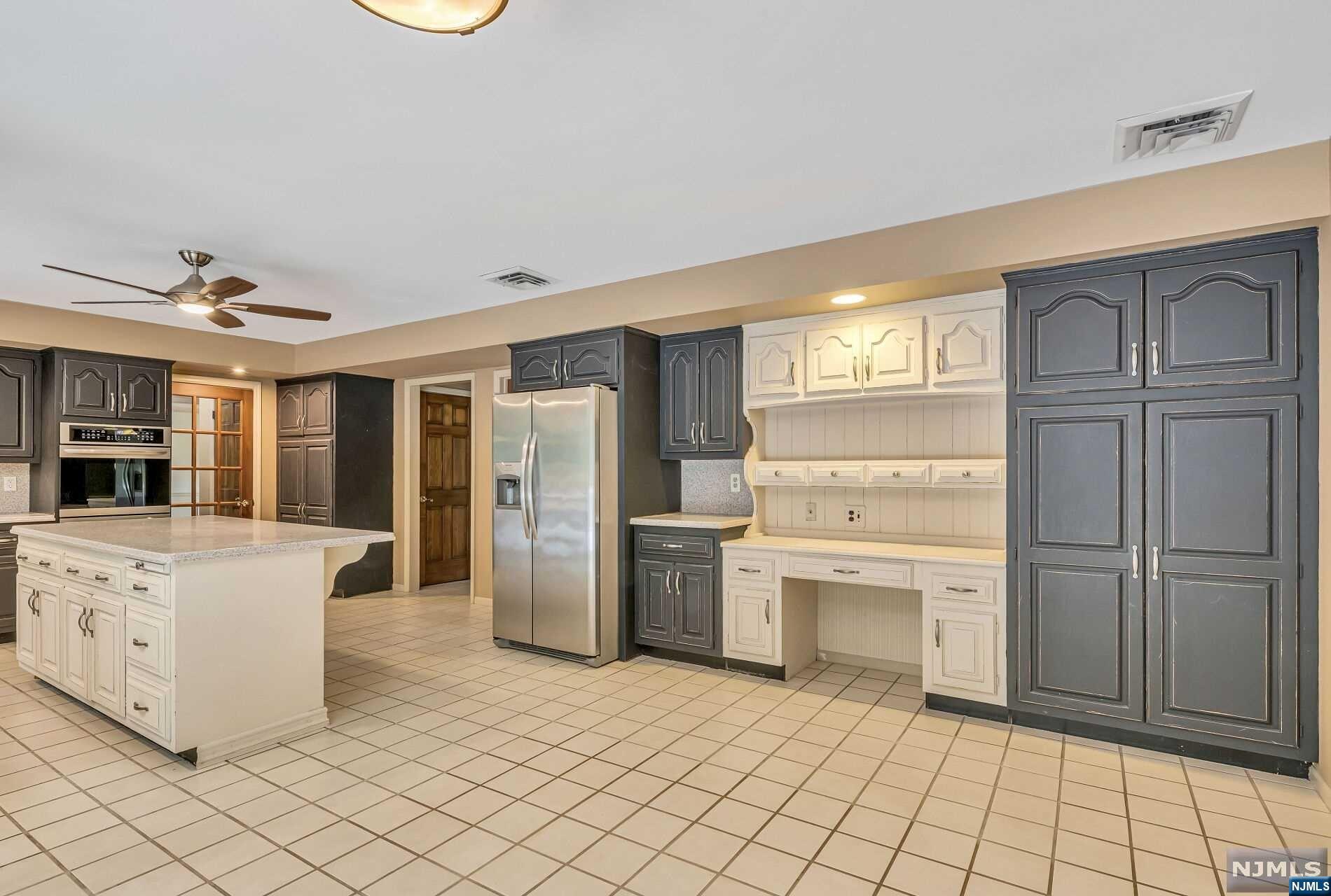 591 Grandview Terrace