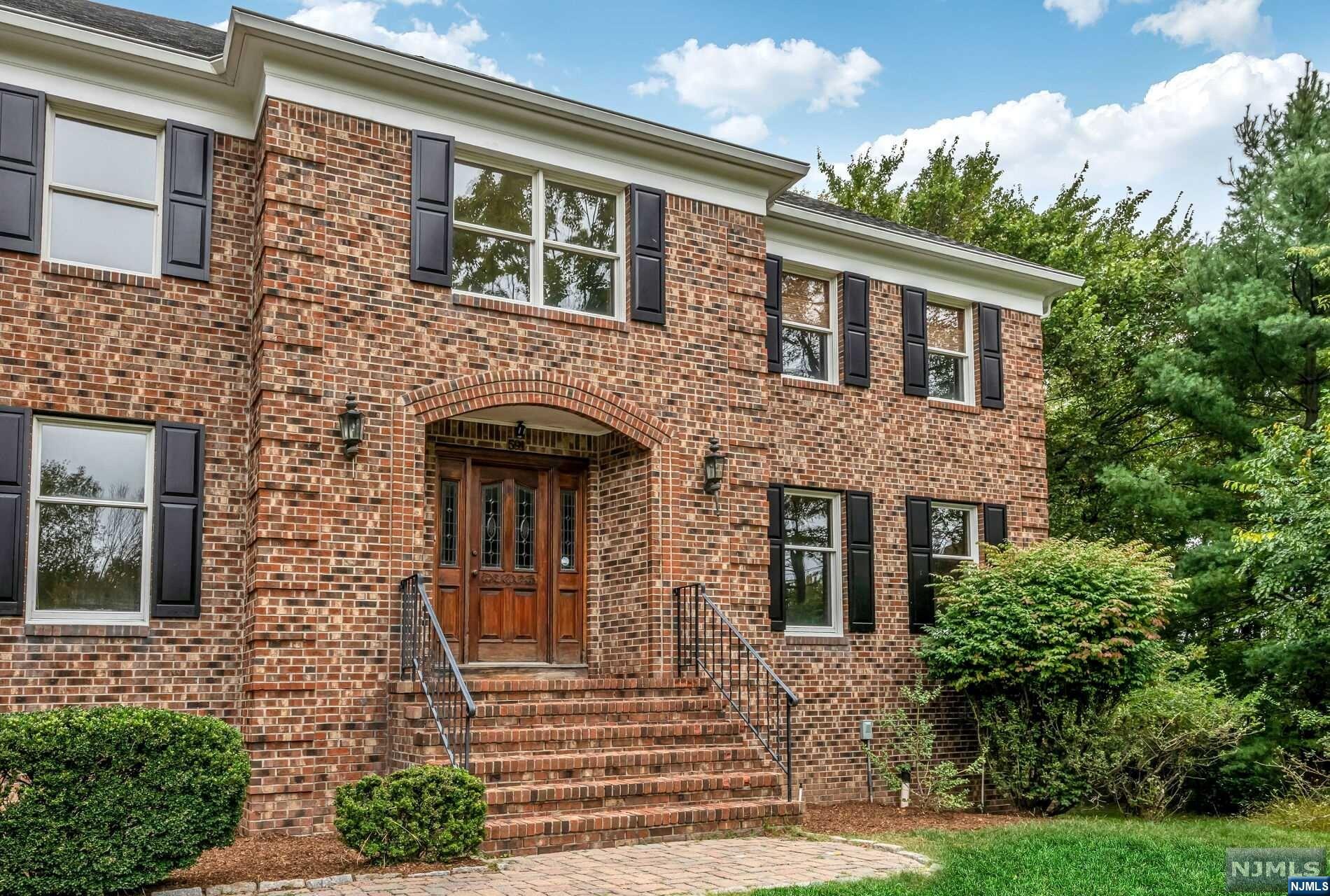 591 Grandview Terrace