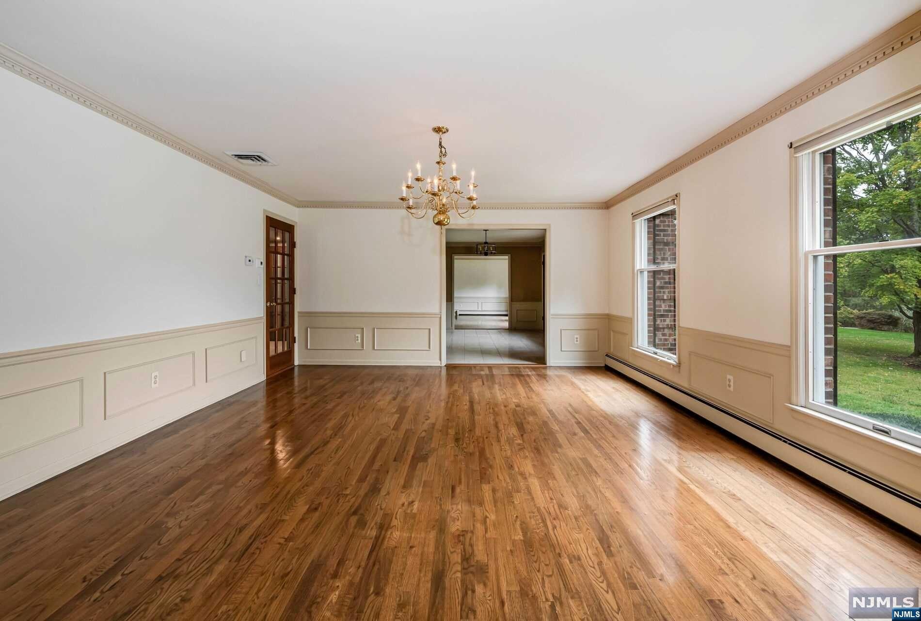 591 Grandview Terrace