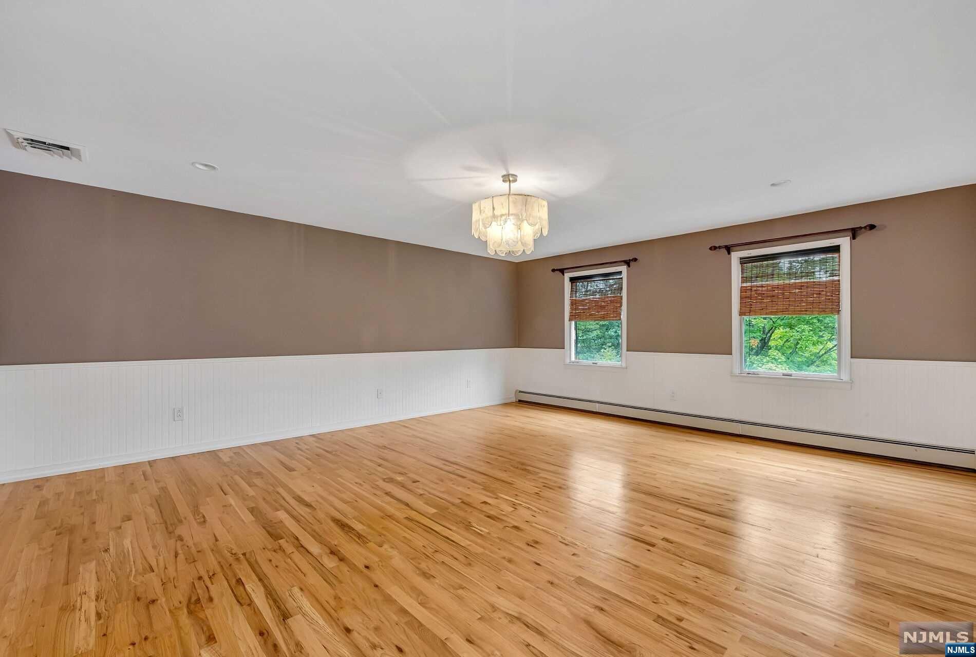 591 Grandview Terrace