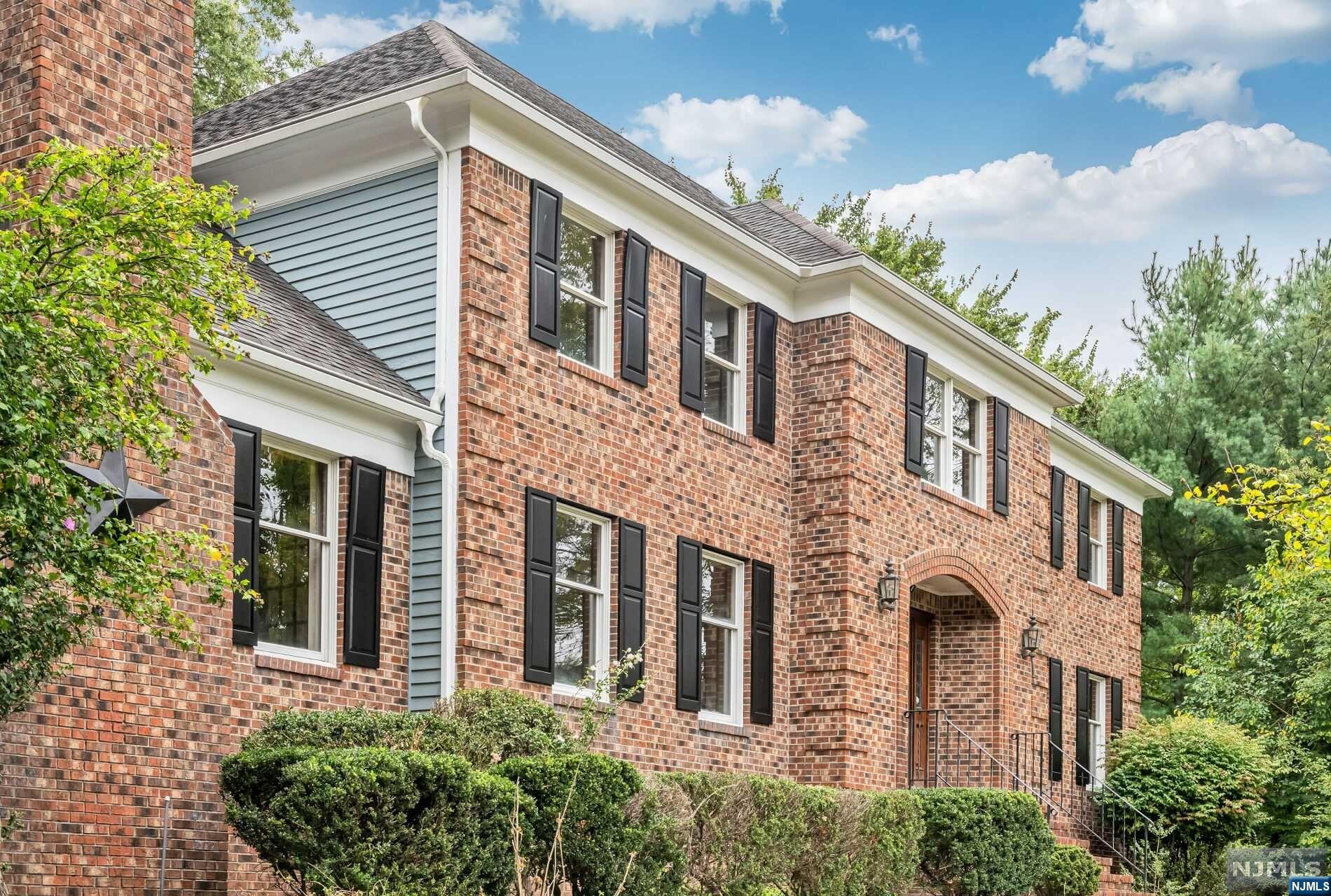 591 Grandview Terrace