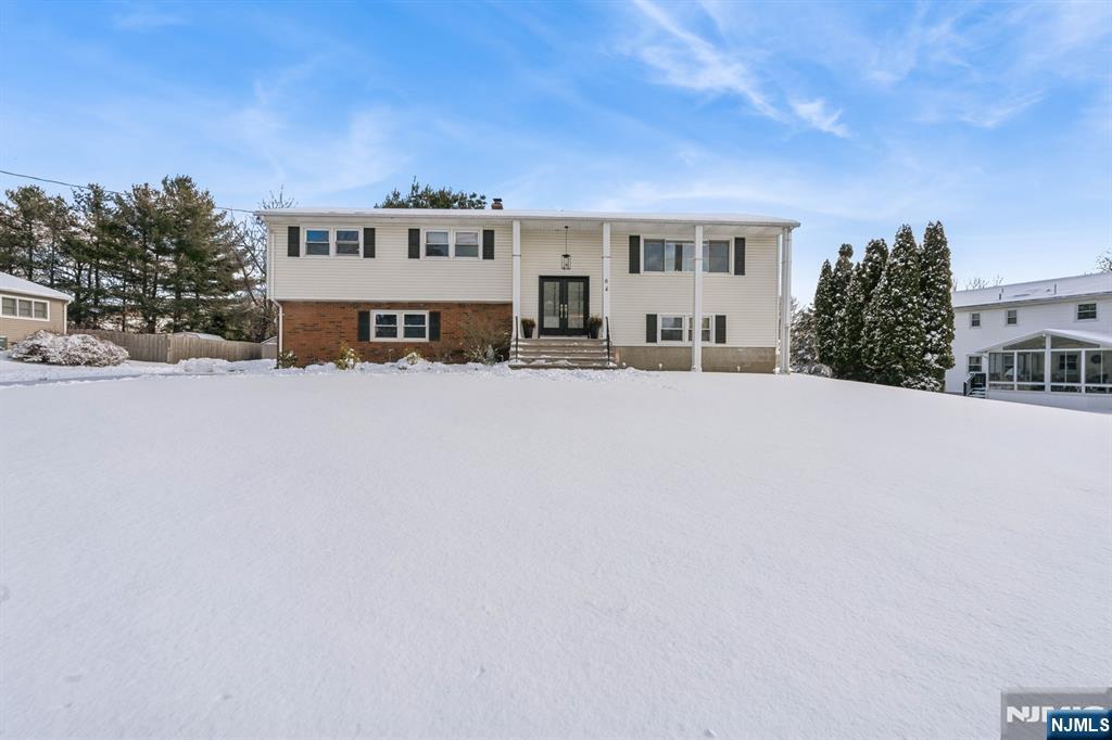 8 Yorktown Road