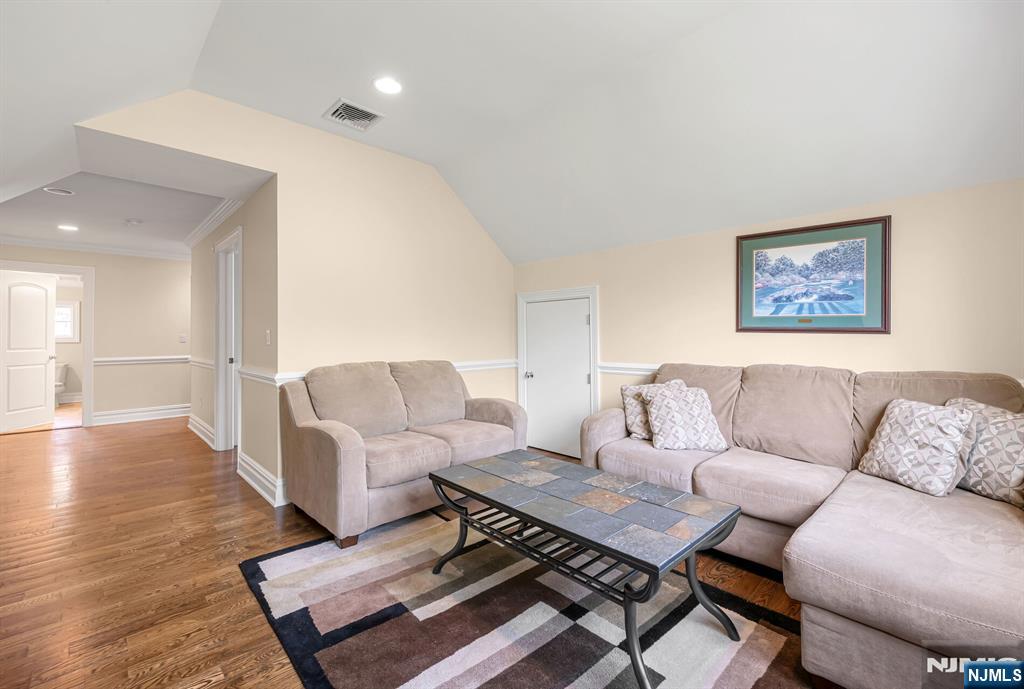 296 Oldwoods Road