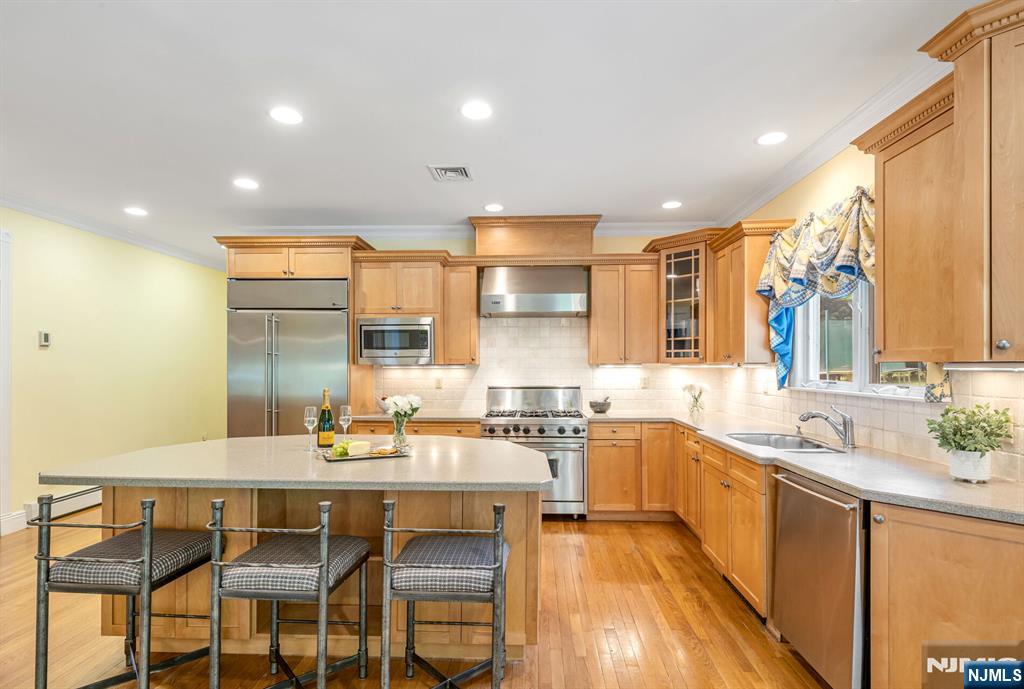 21 Winding Way