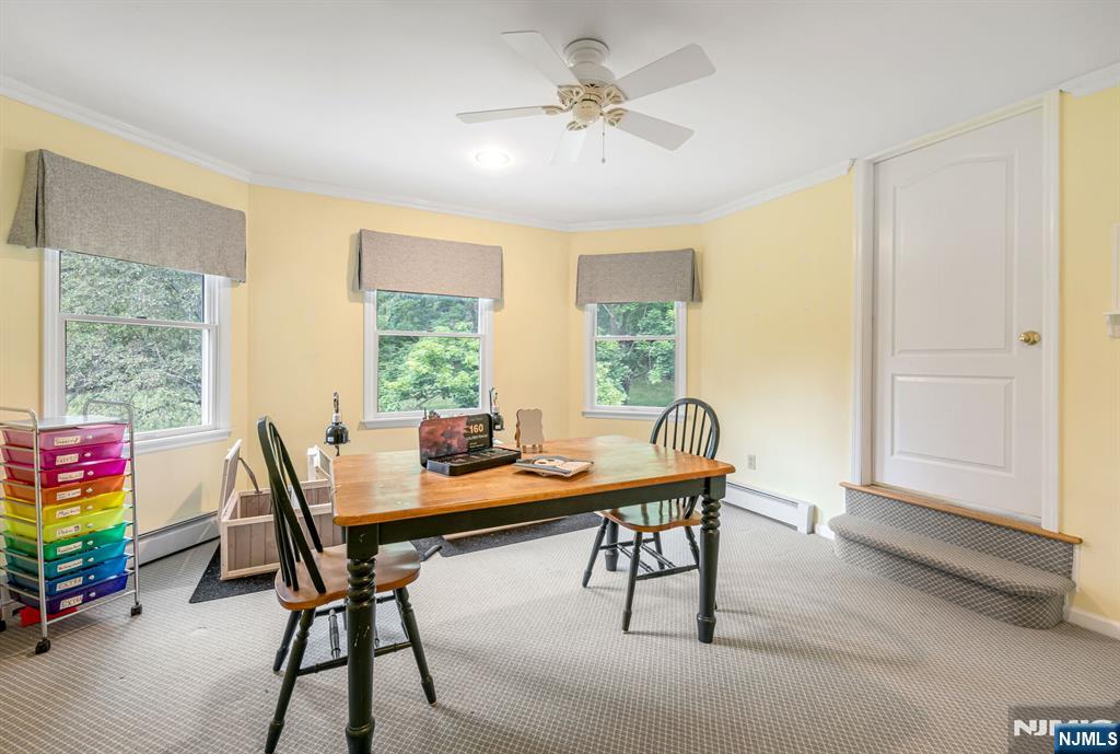 21 Winding Way