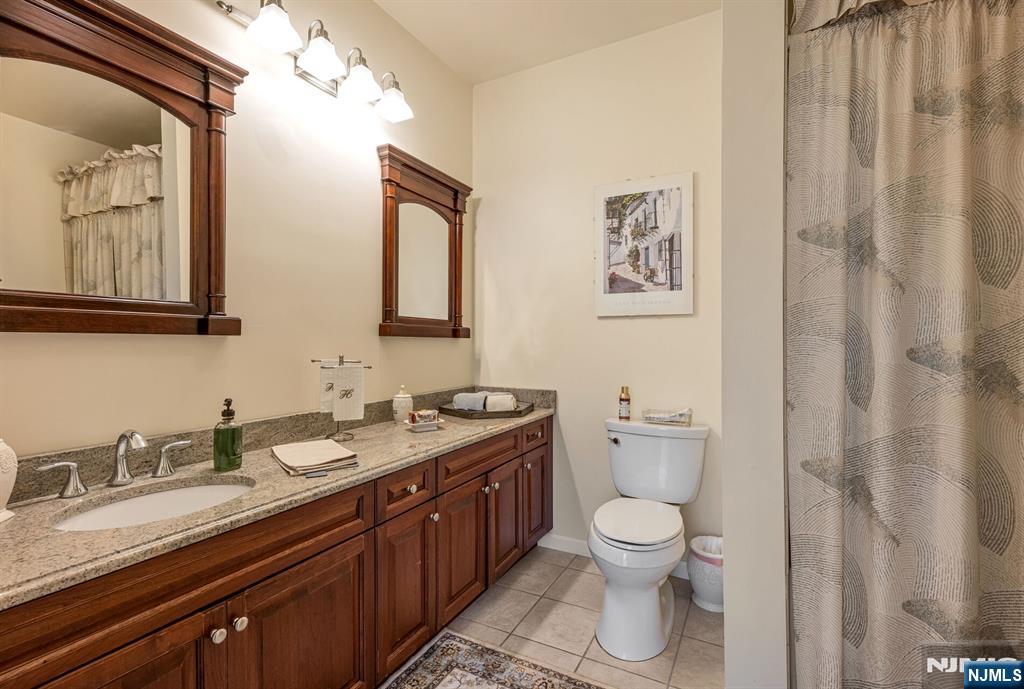 500 Blue Hill Terrace