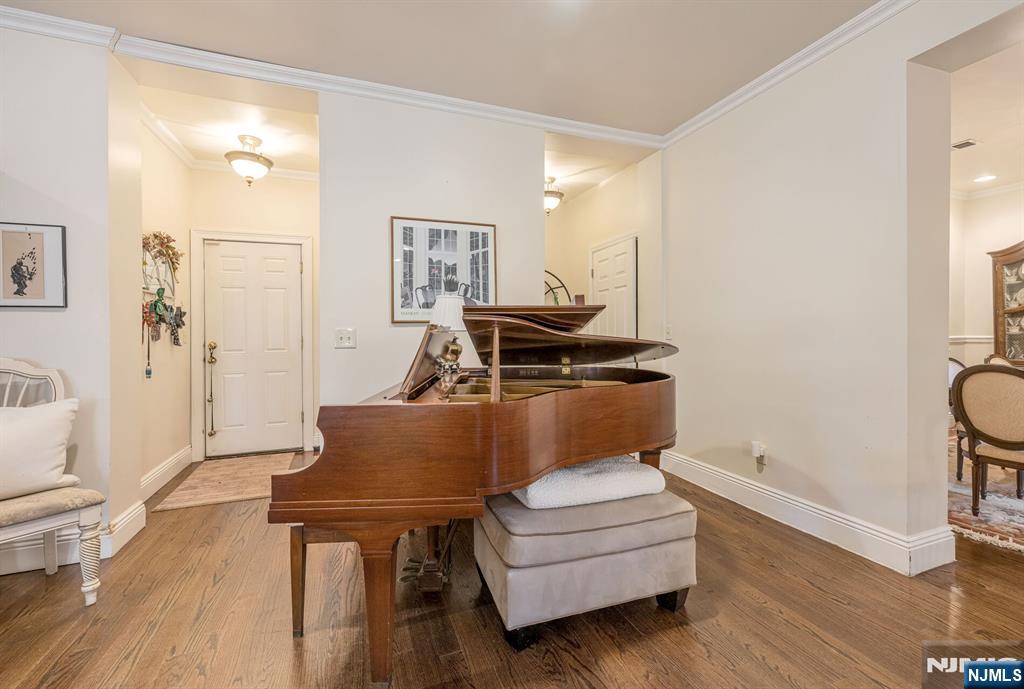 500 Blue Hill Terrace
