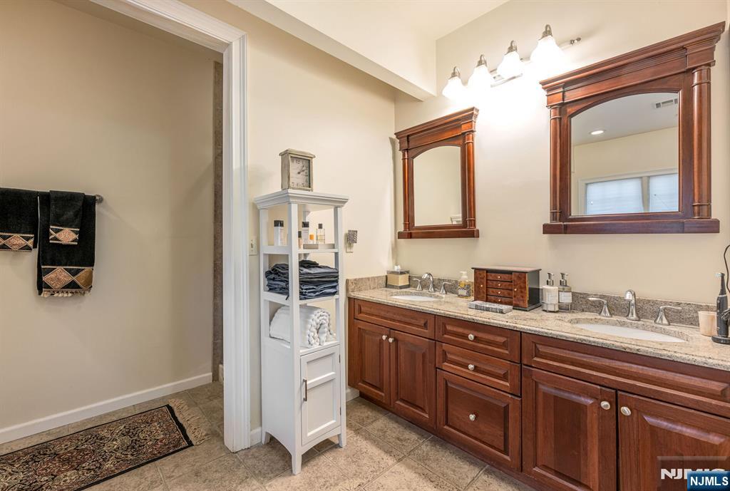 500 Blue Hill Terrace