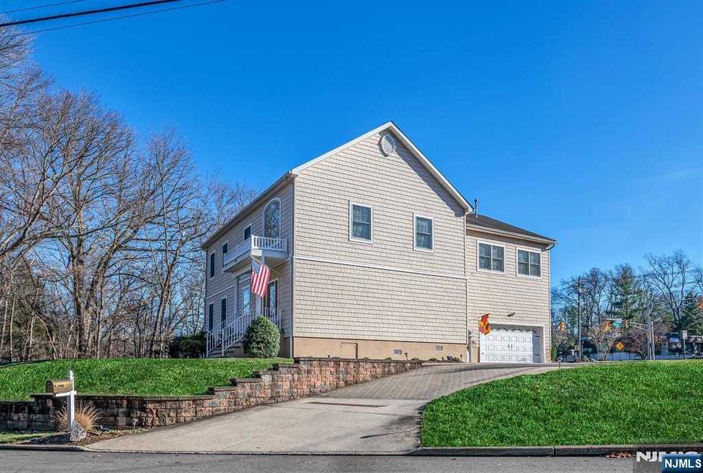 500 Blue Hill Terrace