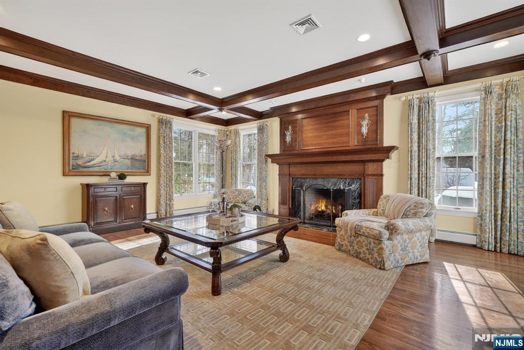 505 Ivy Lane