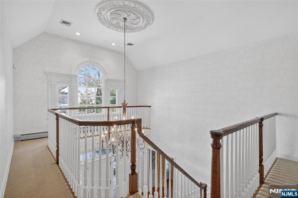 505 Ivy Lane