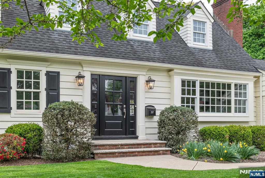 267 Merlin Place