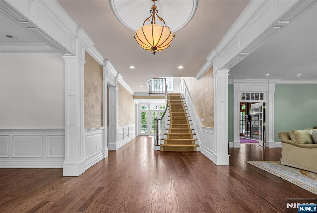 268 Woodside Avenue
