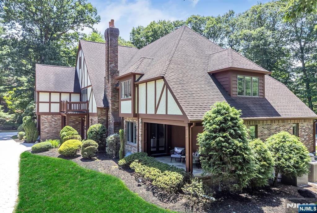 739 Shoshone Trail