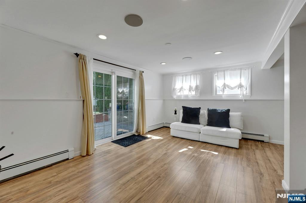 11 Rande Drive
