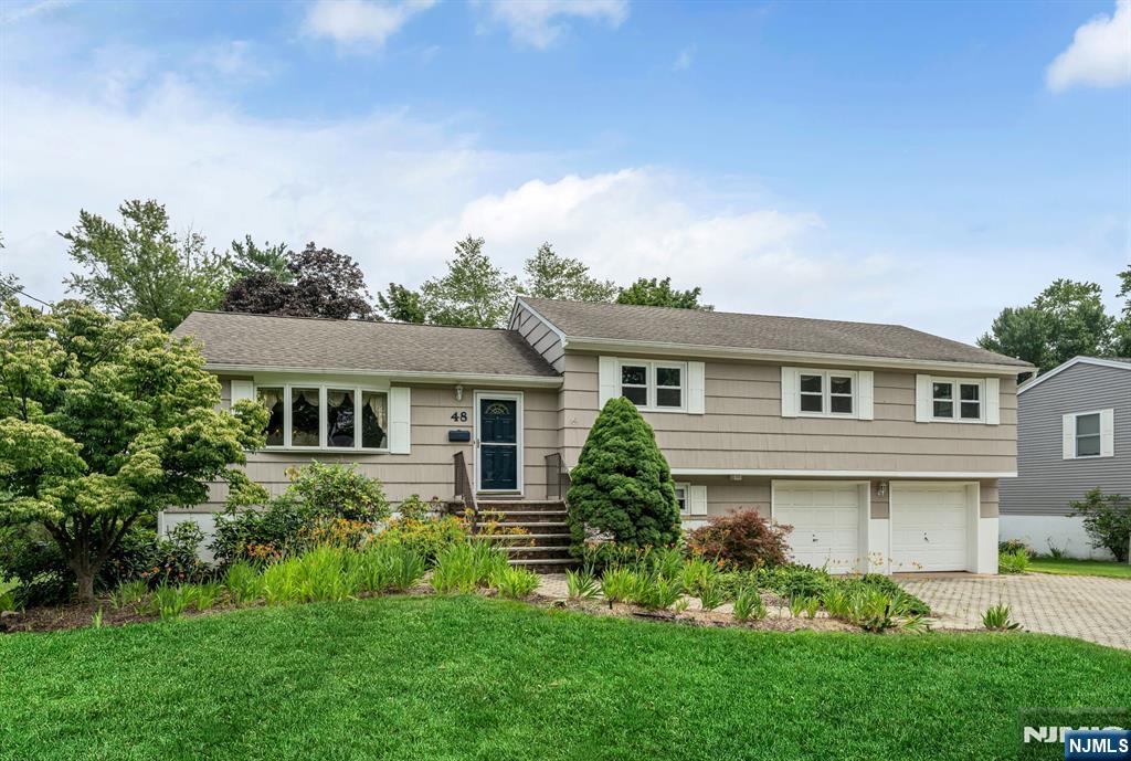 48 Andover Drive