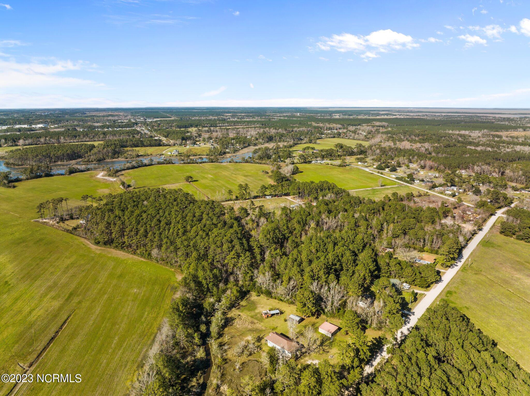 825 Russells Creek Road