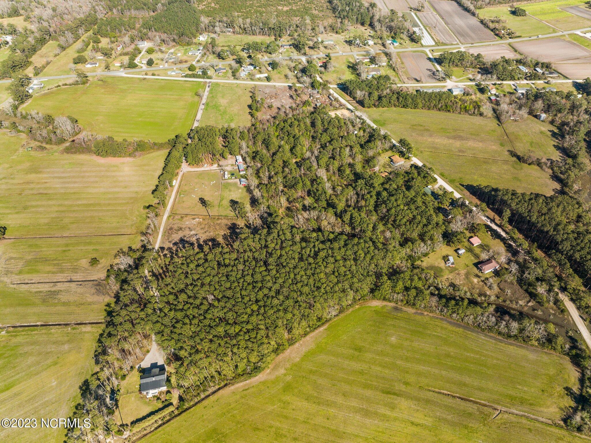 825 Russells Creek Road