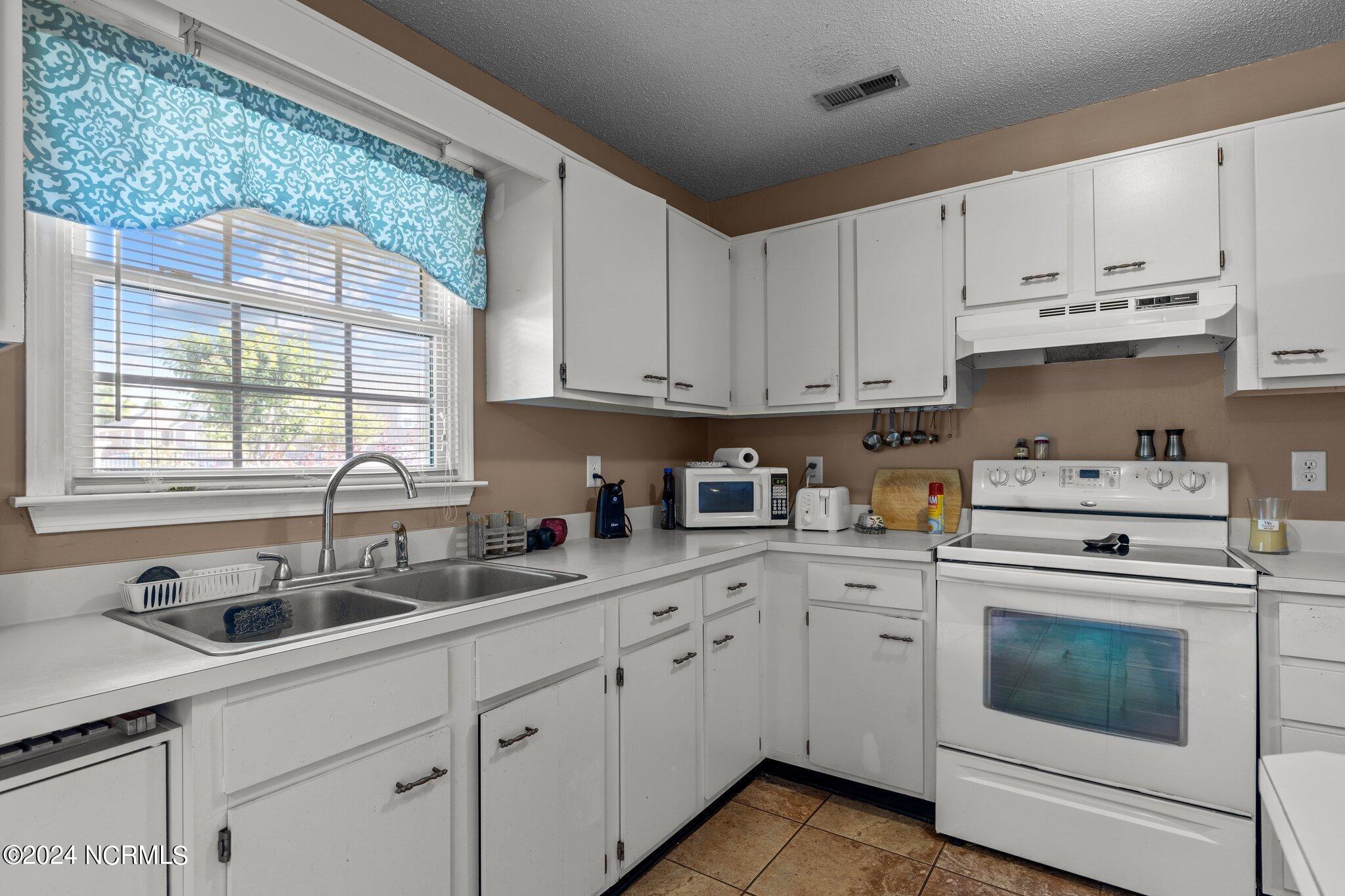 3905 Guardian Avenue A2 A2