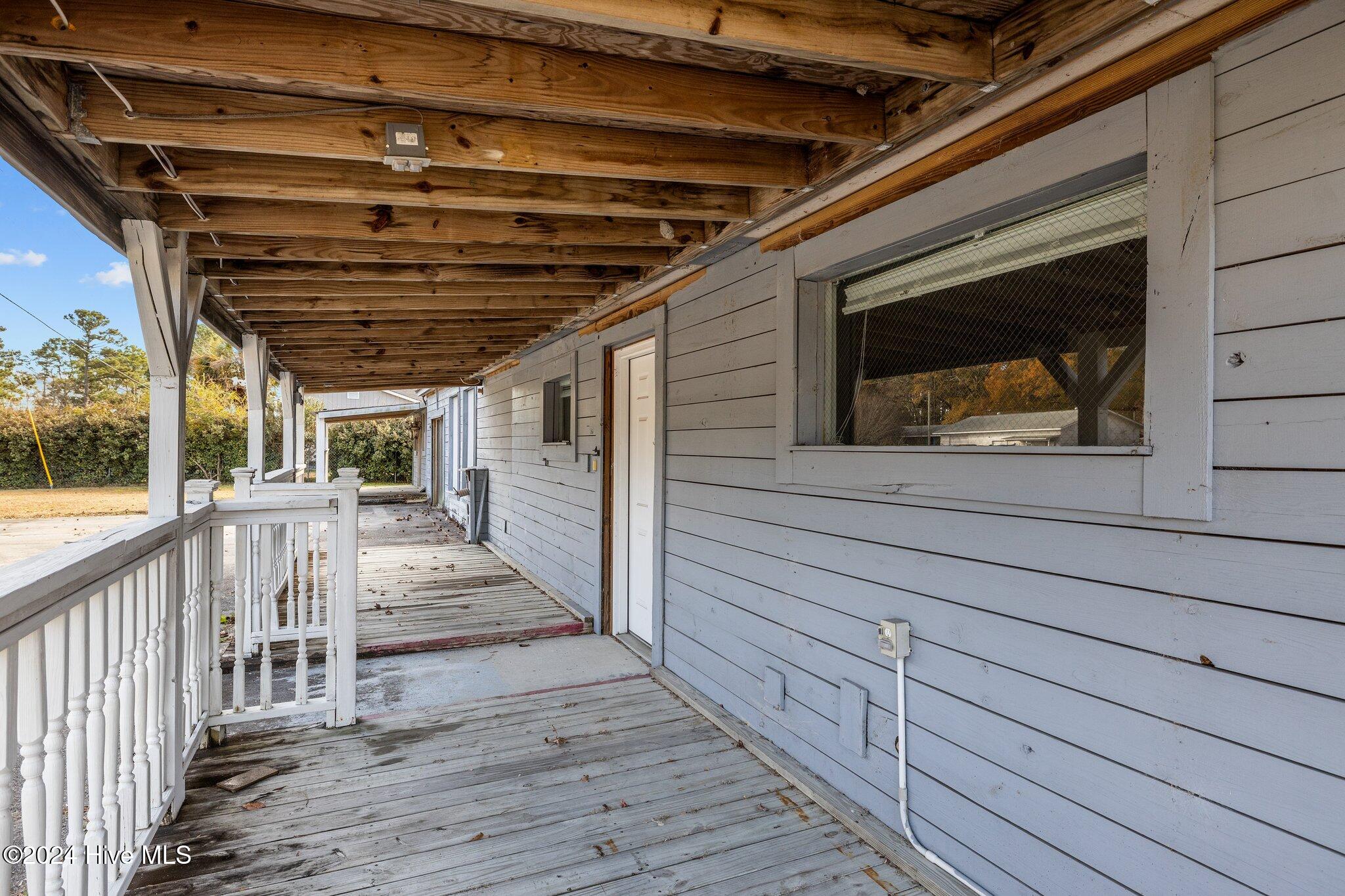 2361 Highway 101