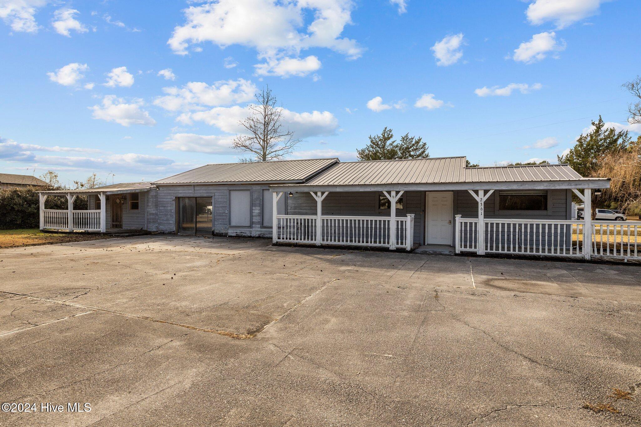 2361 Highway 101