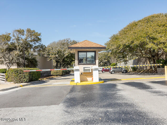 1505 Salter Path Road 216