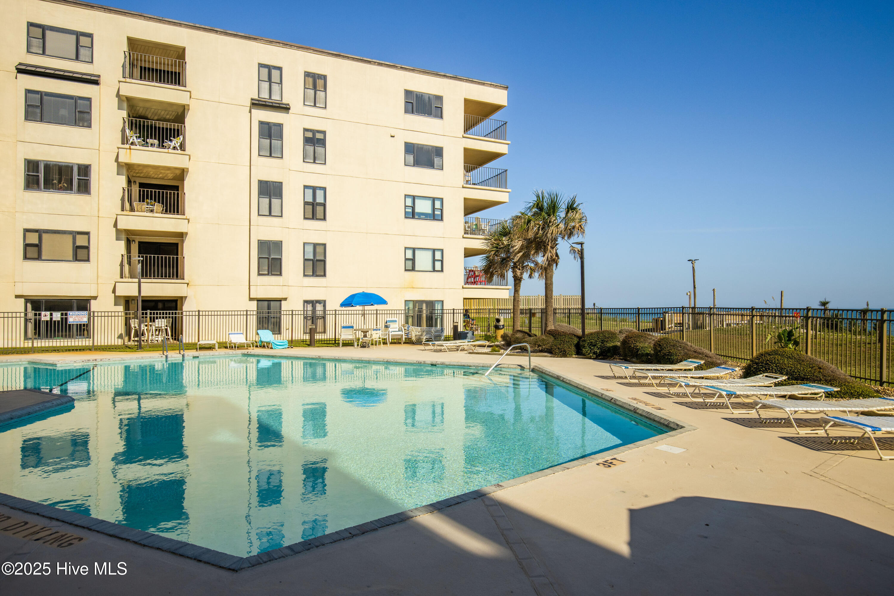 1505 Salter Path Road 216